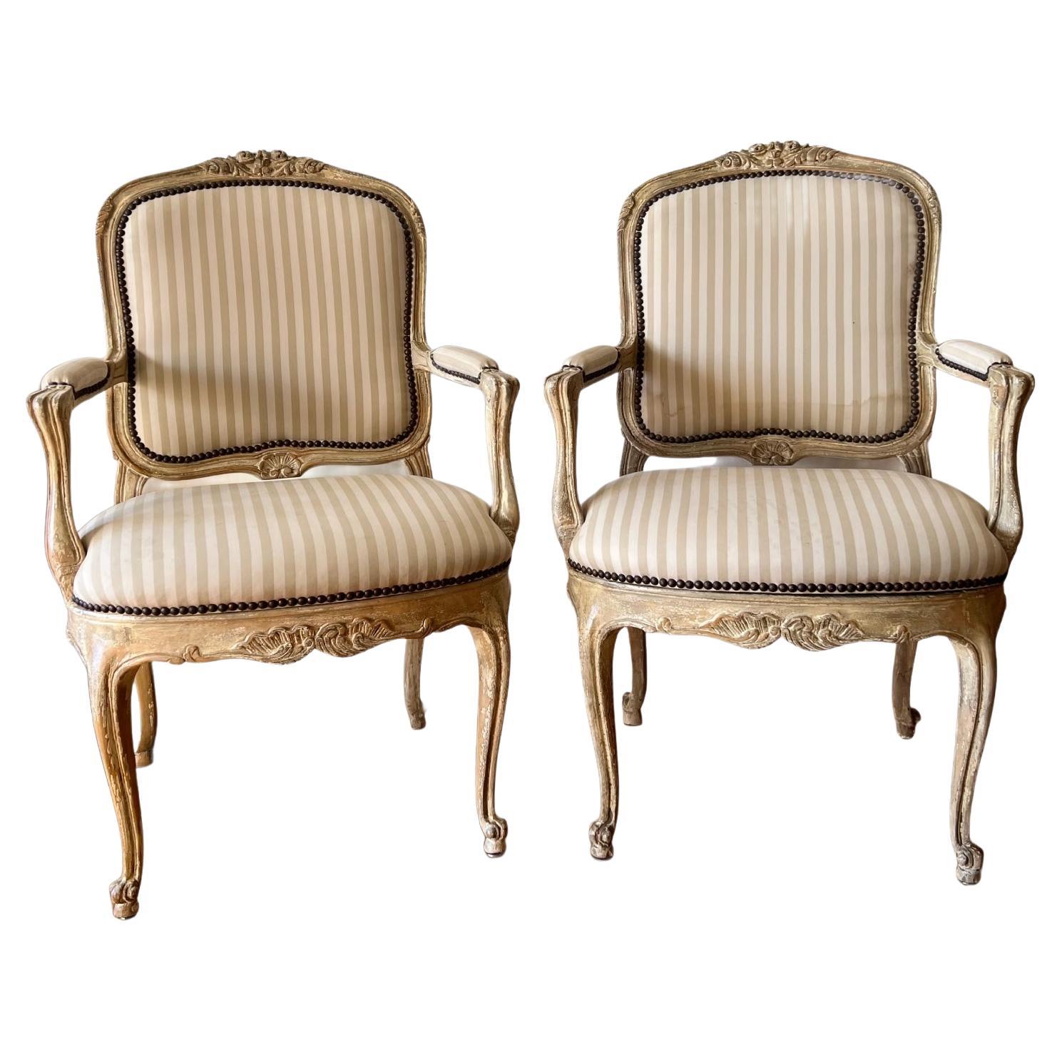 Coppia di poltrone Bergere in stile Luigi XV vintage