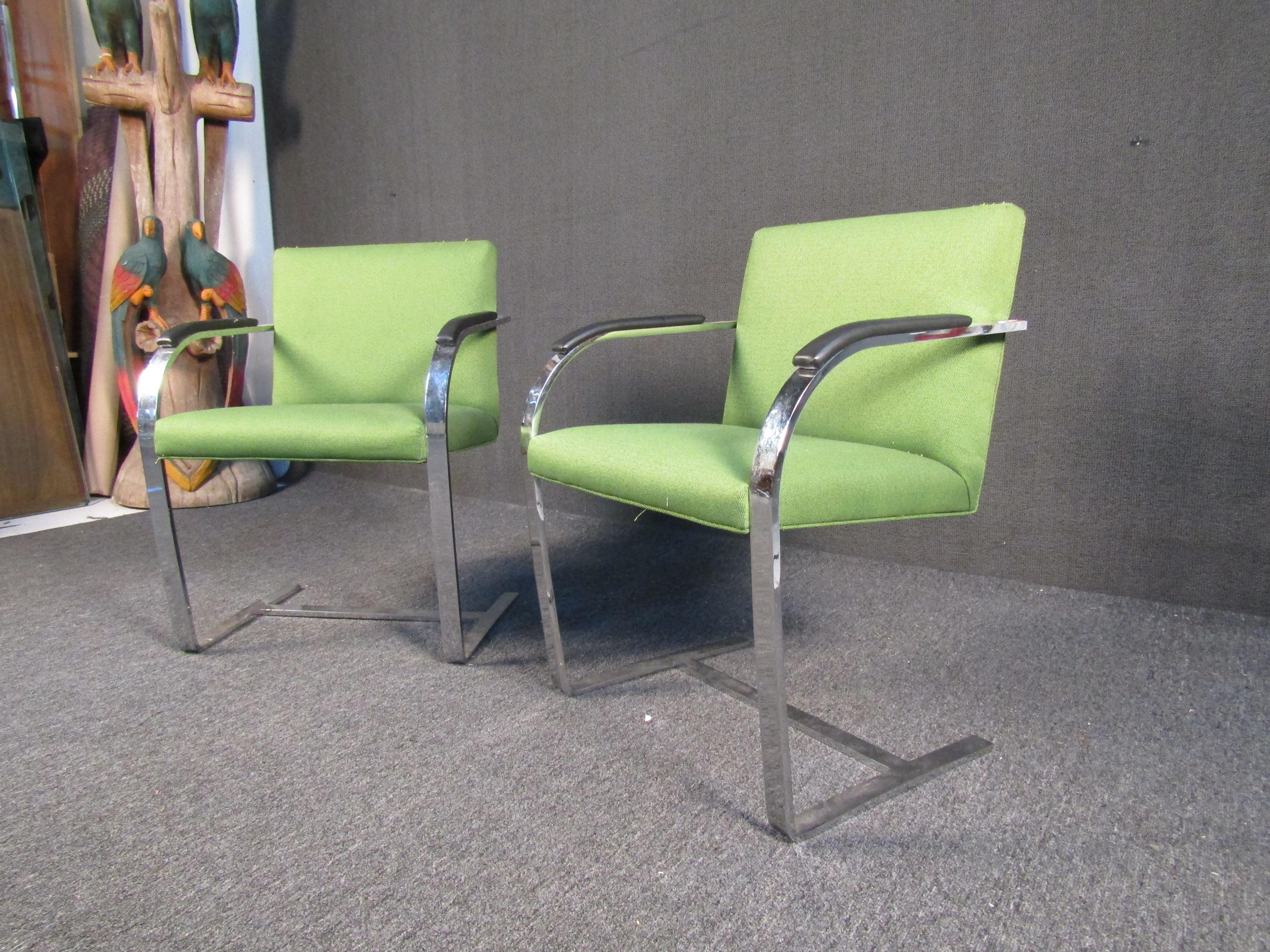 Mid-Century Modern Pair of Vintage Lounge Chairs in Fabric and Chrome