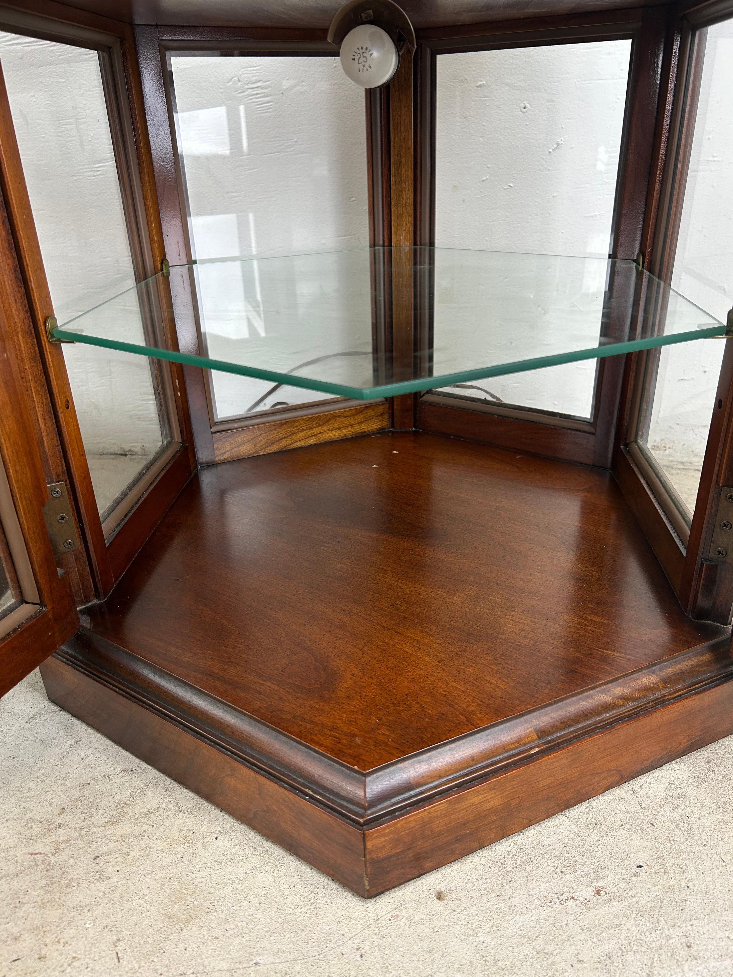Pair of Vintage Low Lighted Display Cabinets with Lock & Key For Sale 6