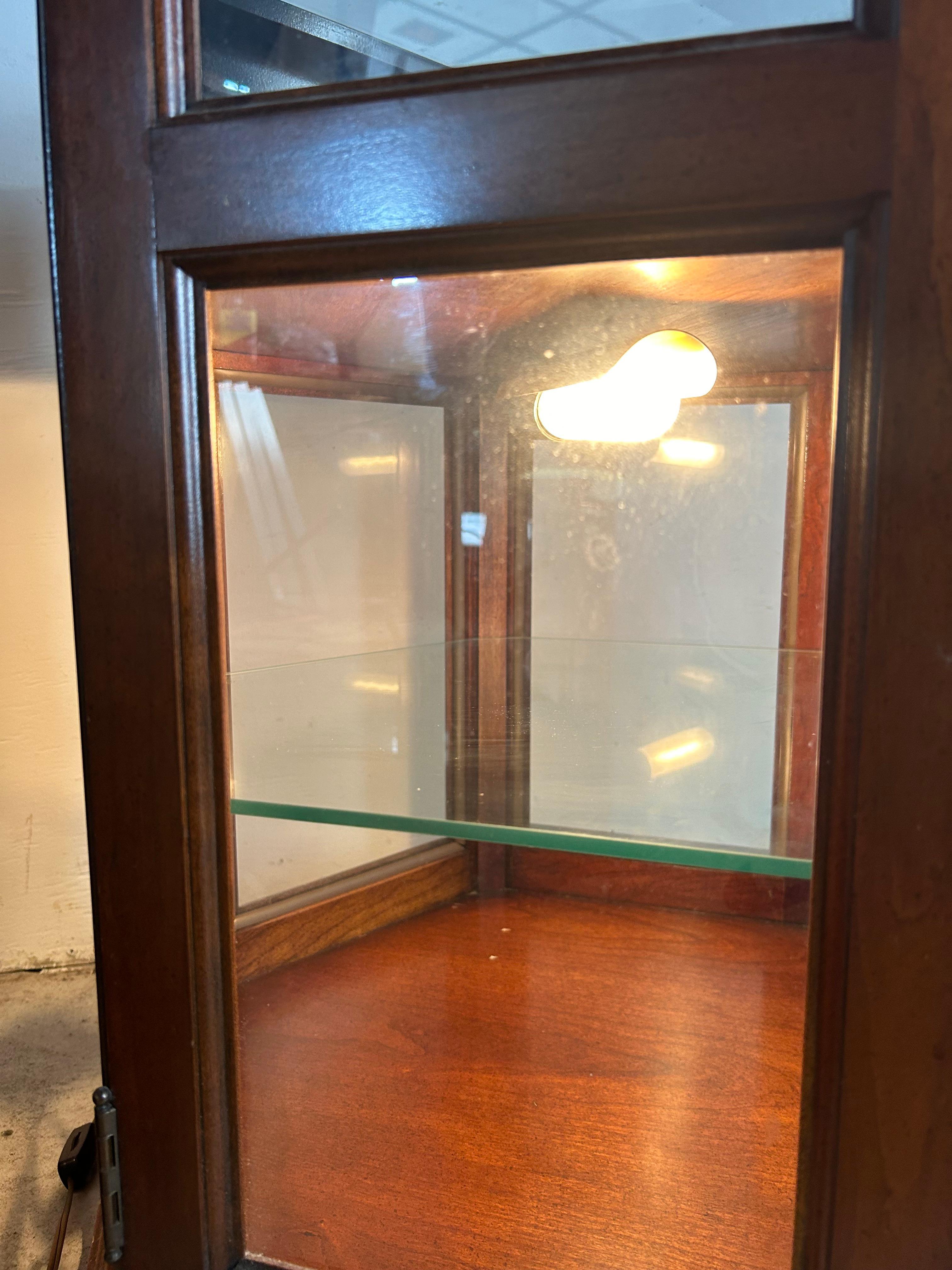 Pair of Vintage Low Lighted Display Cabinets with Lock & Key For Sale 11