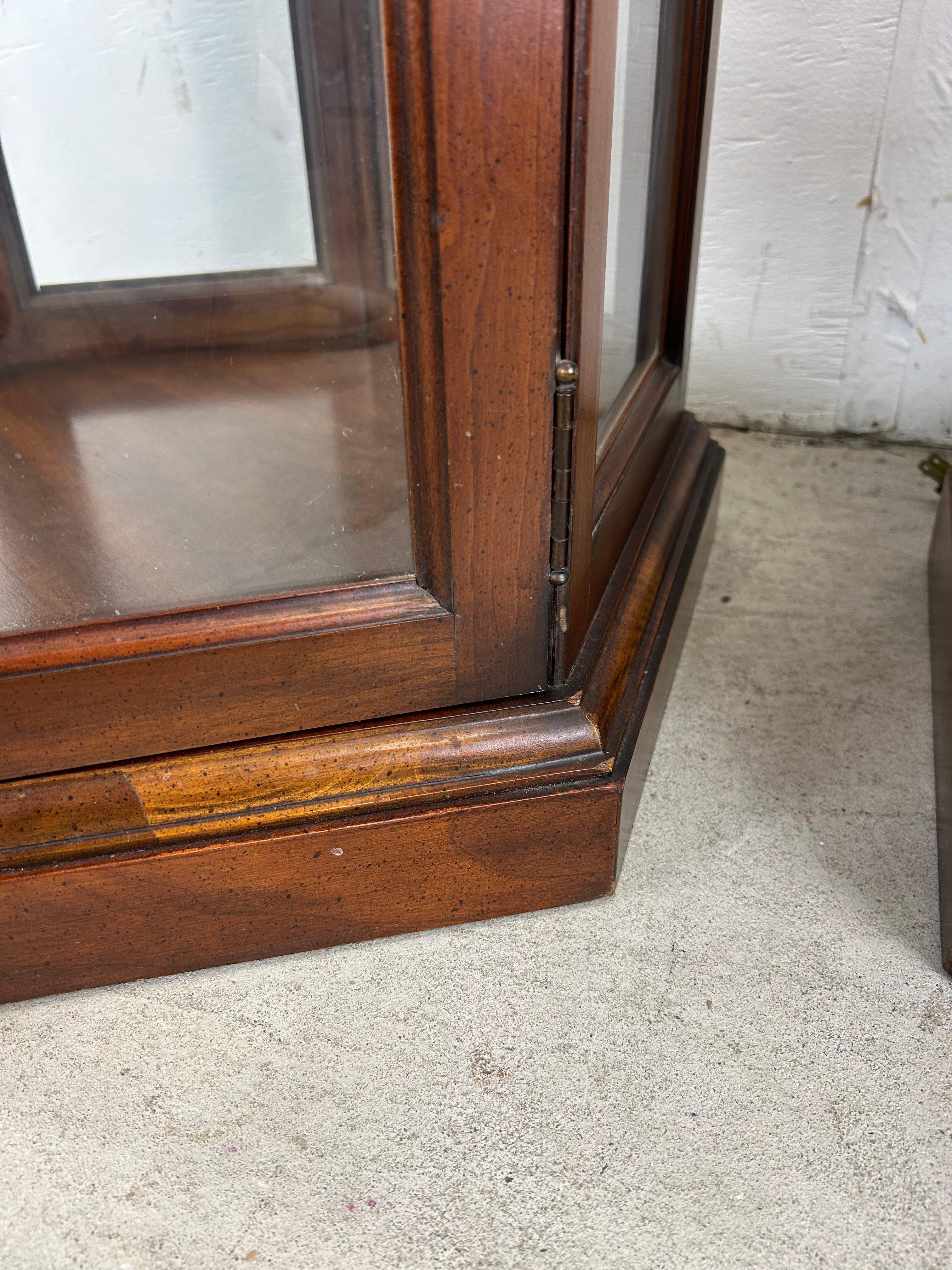 Pair of Vintage Low Lighted Display Cabinets with Lock & Key For Sale 1