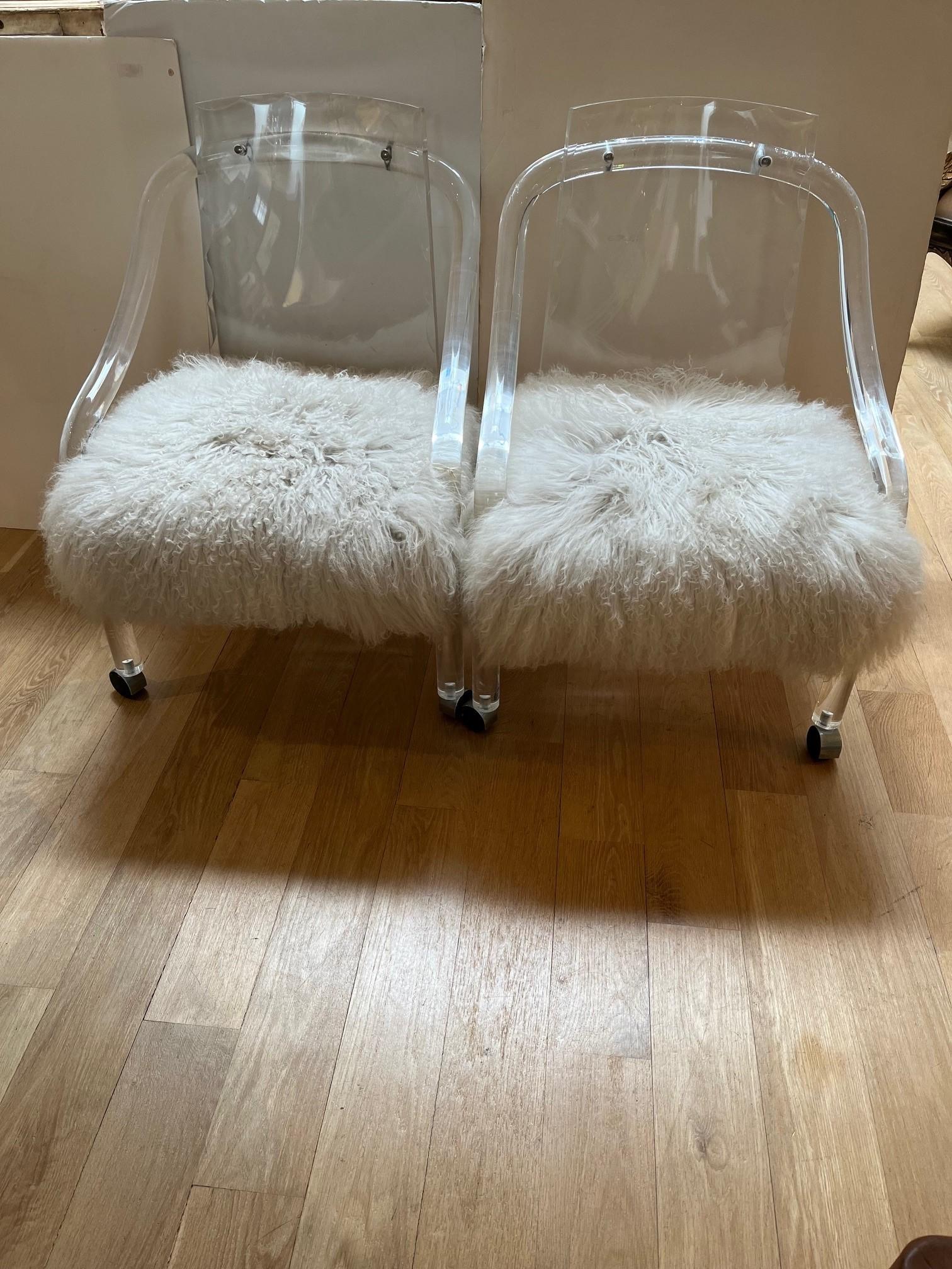 Pair of Vintage Lucite Armchairs Upholstered with Tibetan Lamb Fur Rug For Sale 5