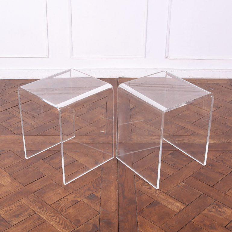 Pair of vintage Lucite side tables. 



       