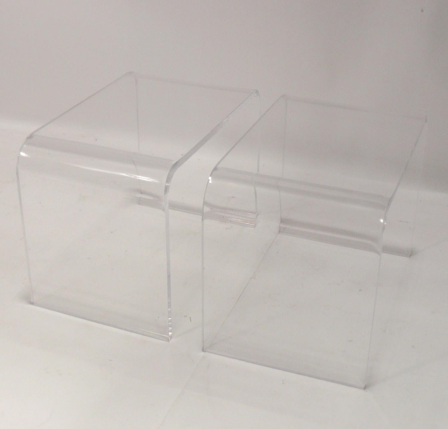 Mid-Century Modern Pair of Vintage Lucite Waterfall End Tables or Night Stands For Sale