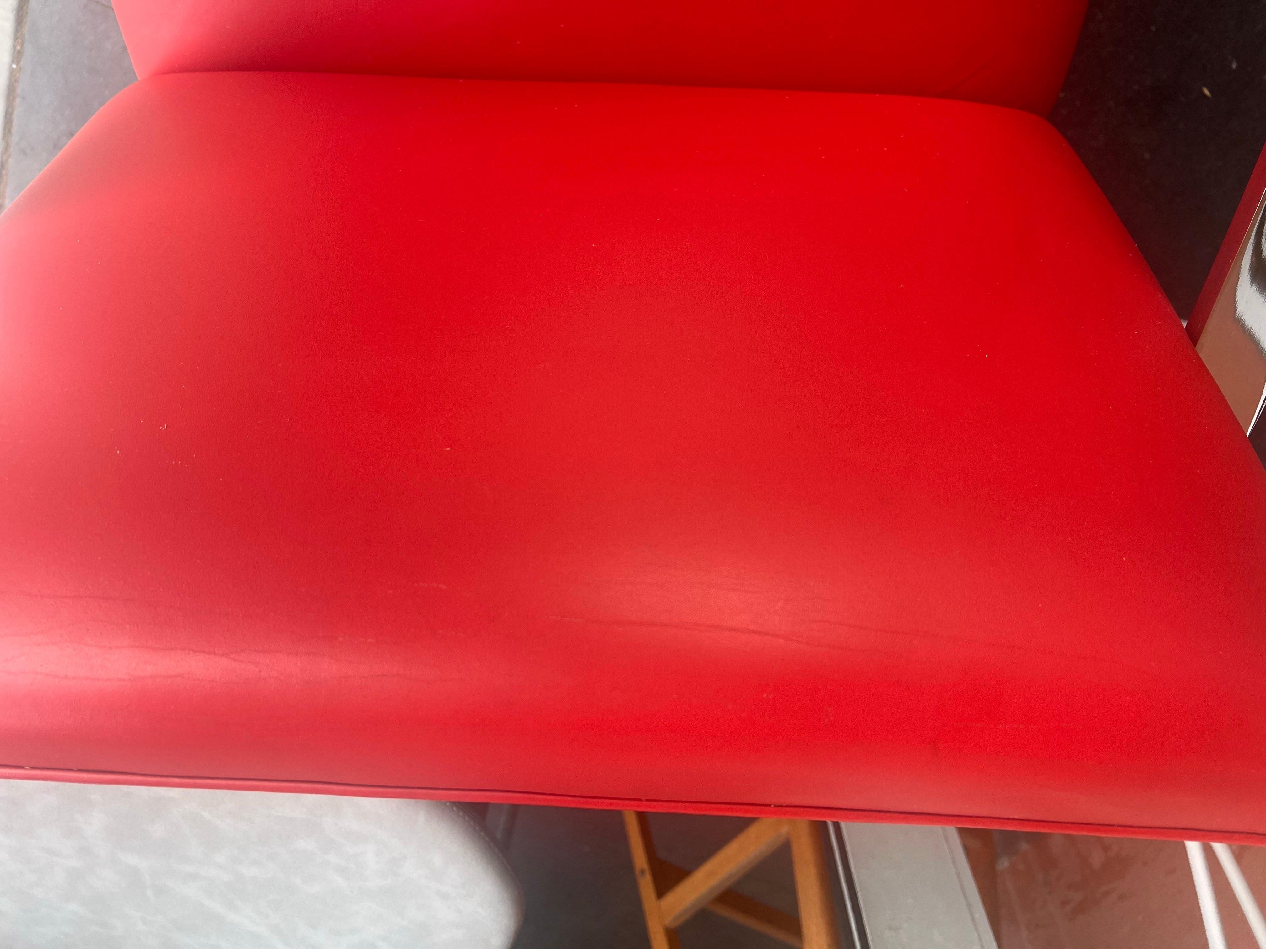 American Pair of Vintage Ludwig Mies van der Rohe Flat Bar Brno Chairs For Knoll Leather For Sale