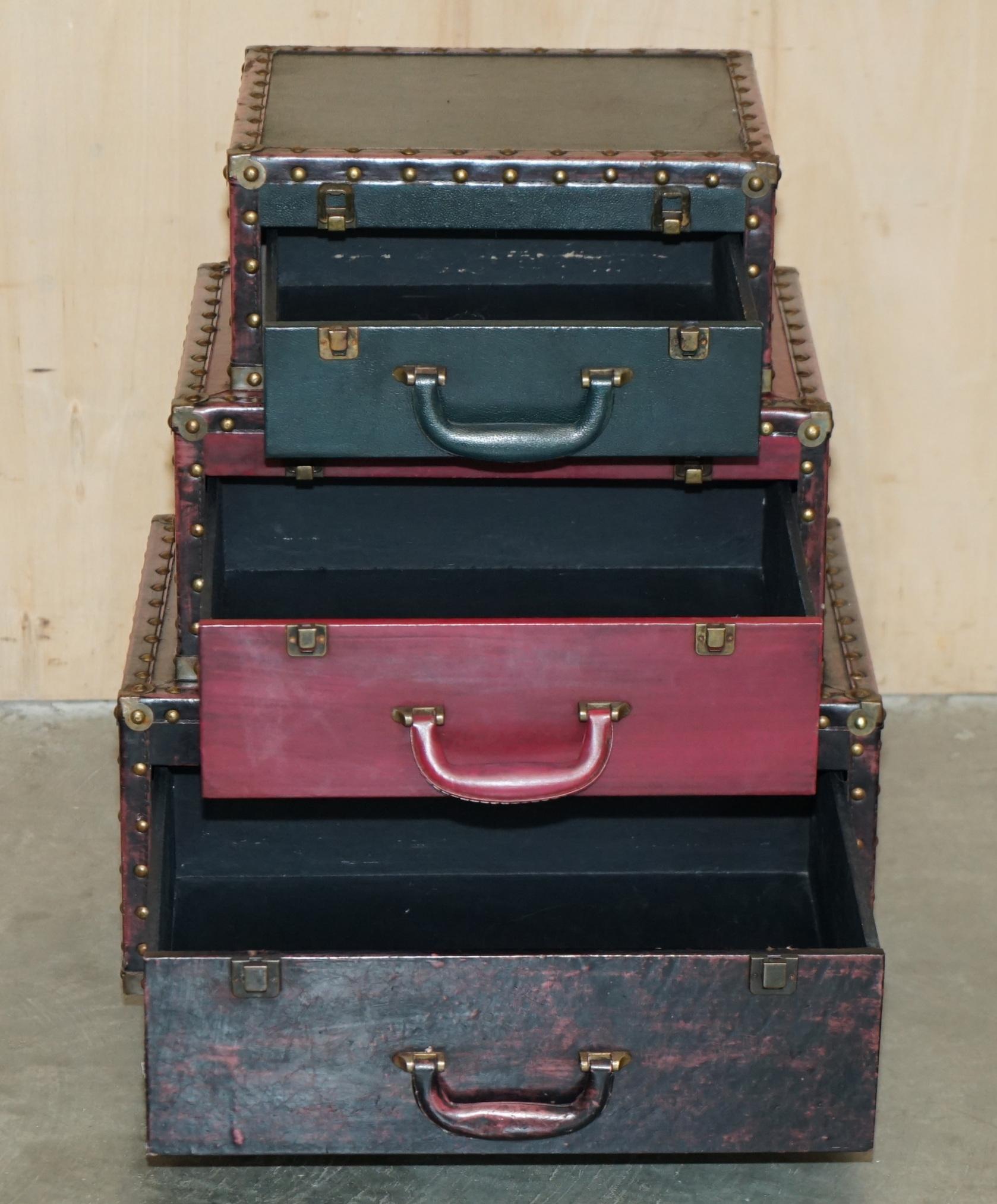 Paire de raquettes de table vintage de style TRunk à dos nu et à côté en vente 5