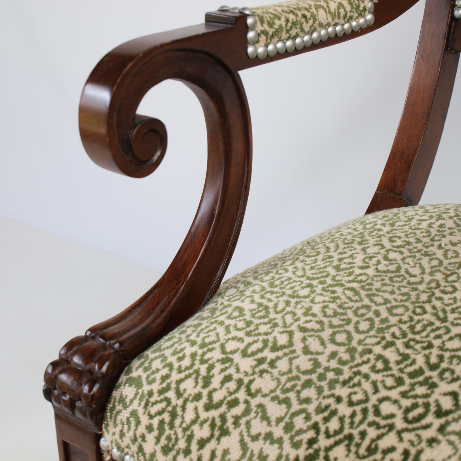 Paar englische Mahagoni-Sessel im Regency-Stil im Vintage-Stil im Angebot 1