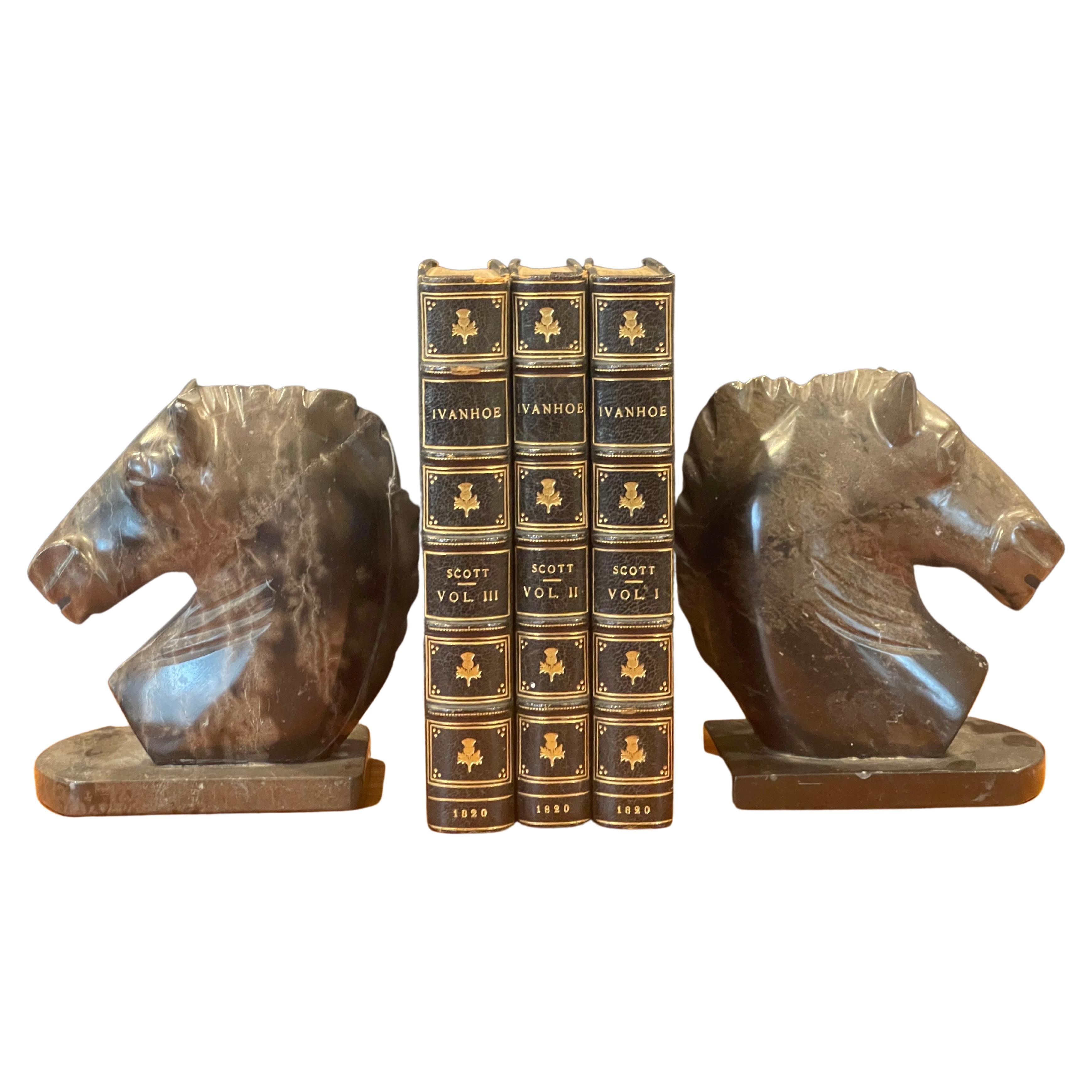 Very nice pair of vintage marble horse head bookends, circa 1940s. The bookends are heavy and solid and well crafted. They measure 11.75