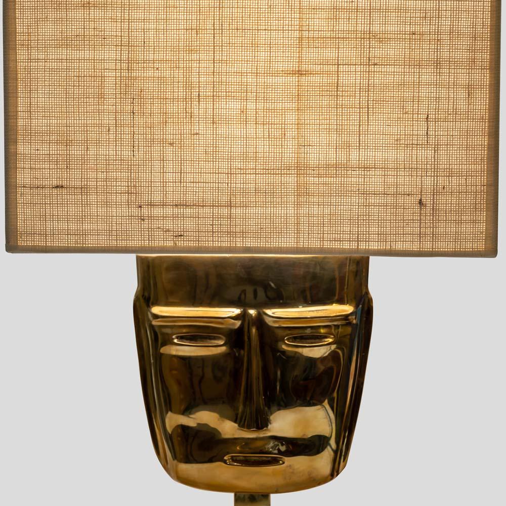 Mid-Century Modern Paire de design italien  Lampes de table masques laiton moulé travertin  Base en marbre  en vente