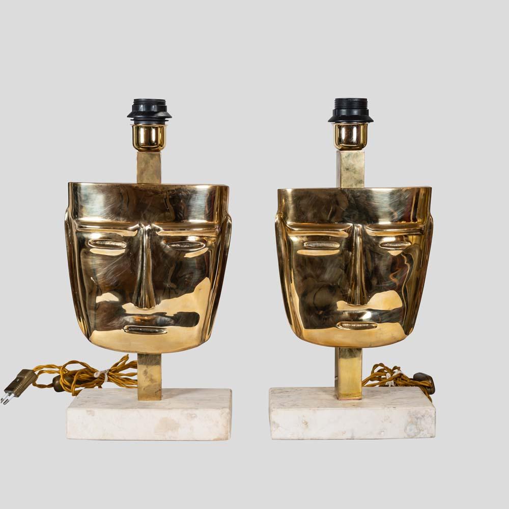 Pair of Italian design  Masks Table Lamps cast Brass Travertine  Marble Base In Good Condition For Sale In London, GB