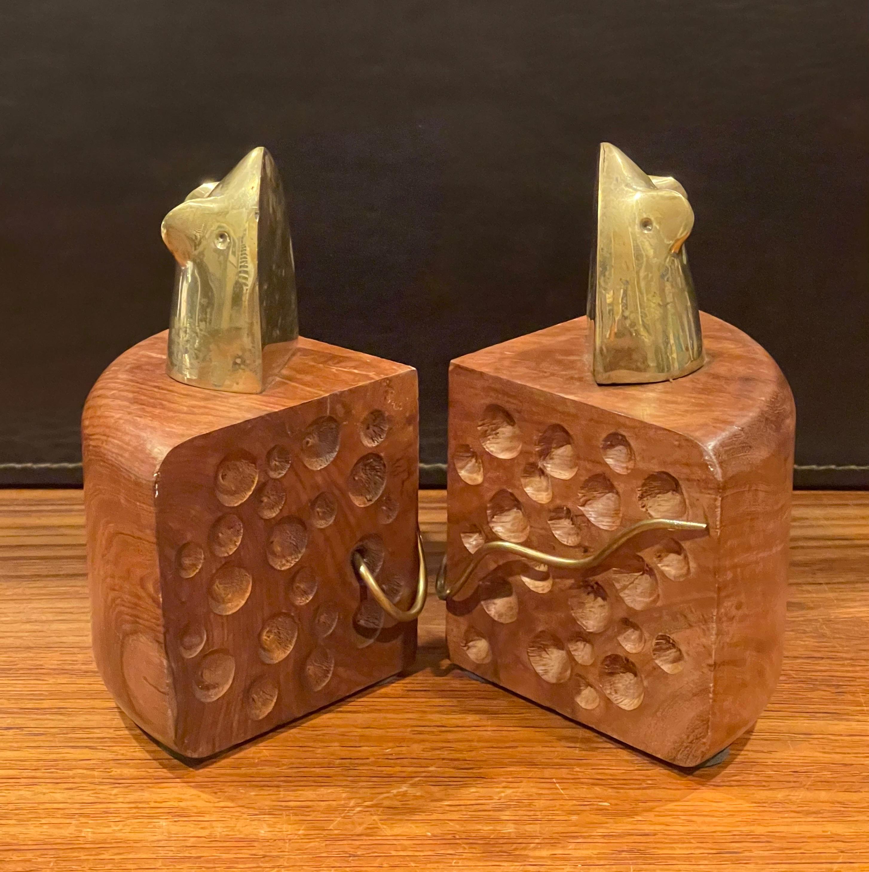 Mid-Century Modern Pair of Vintage MCM Mouse / Cheese Wedge Bookends For Sale