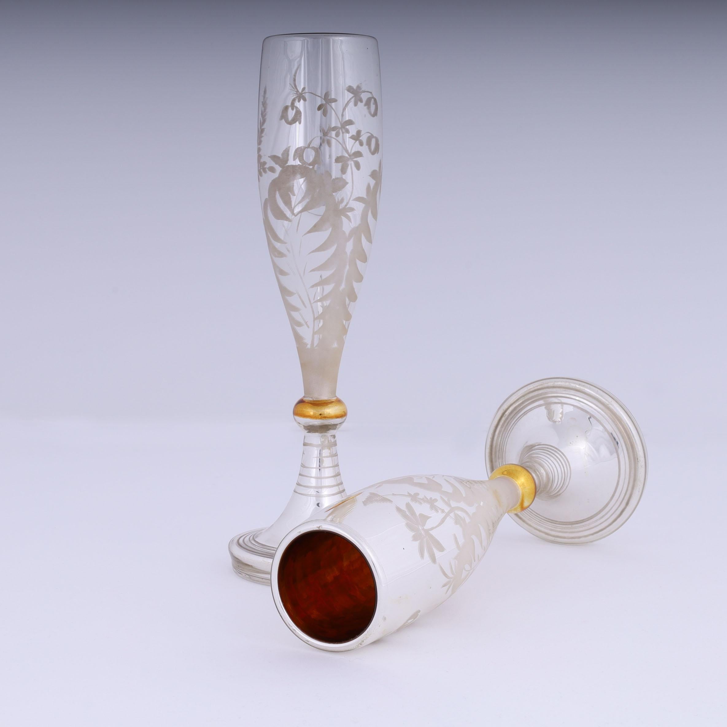 Paar Vintage-Quecksilberglas-Flöten- oder Champagnergläser aus Quecksilberglas im Zustand „Gut“ im Angebot in Palm Beach, FL