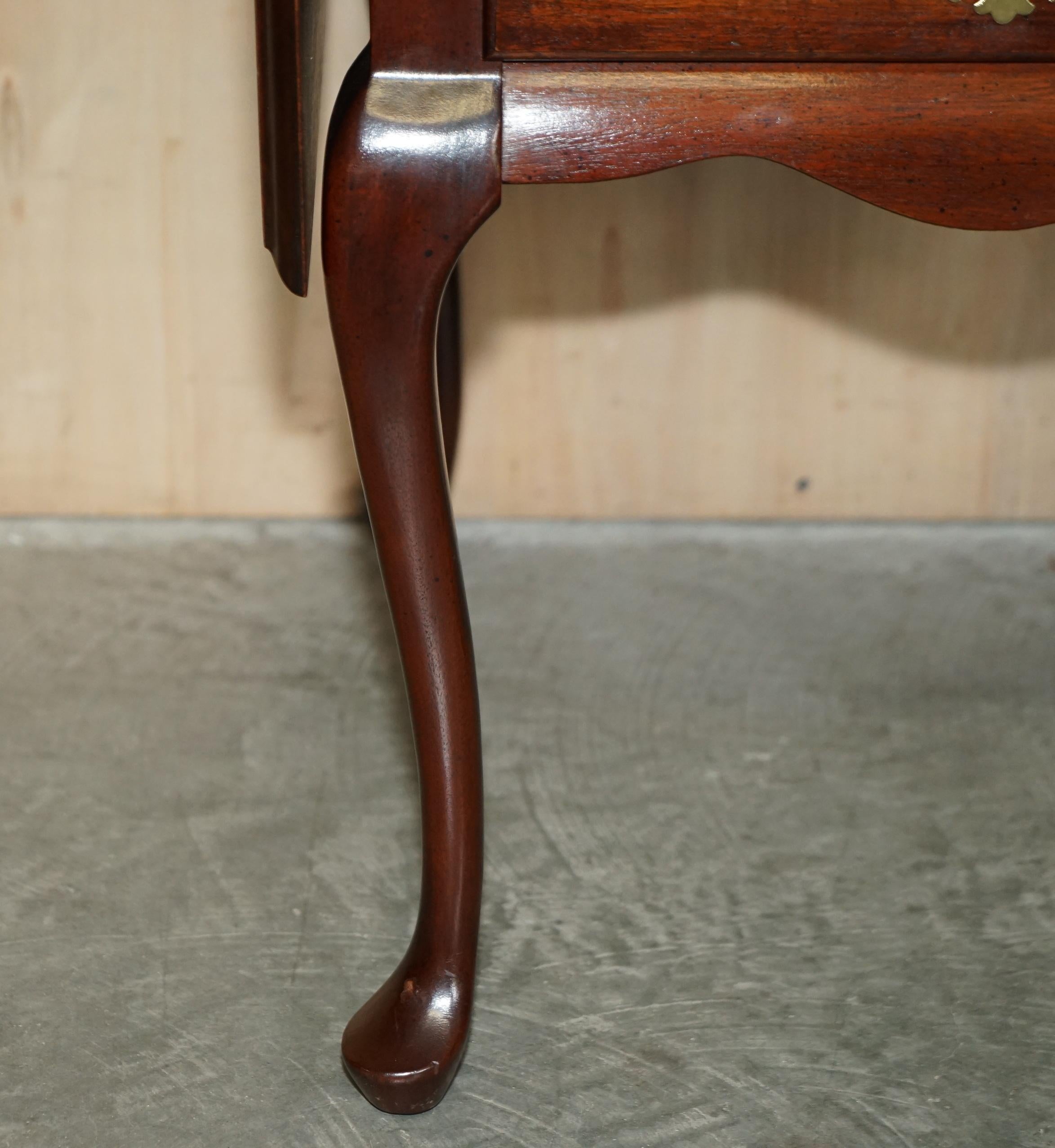 Pair of Vintage Mersaman Tables Pembroke Style Extending Side End Lamp Tables In Good Condition In West Sussex, Pulborough
