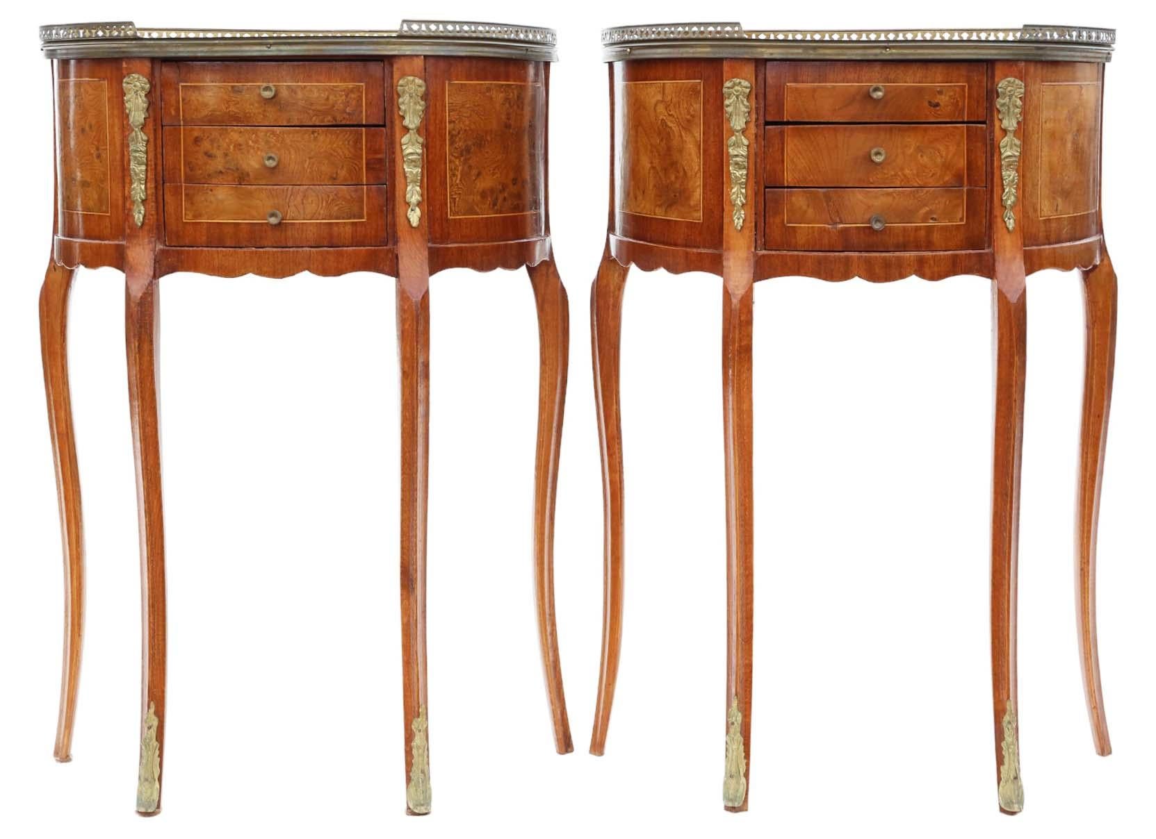 Wood Pair of Vintage Mid-20th Century Burr Elm or Walnut Bedside Tables Nightstands