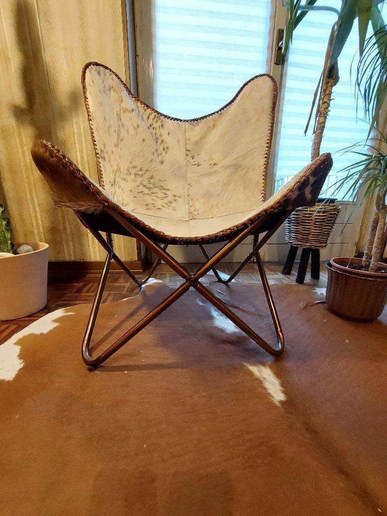 Pair of Vintage Mid-Century Butterfly Armchairs, Cowhide and Platted Aluminum 4