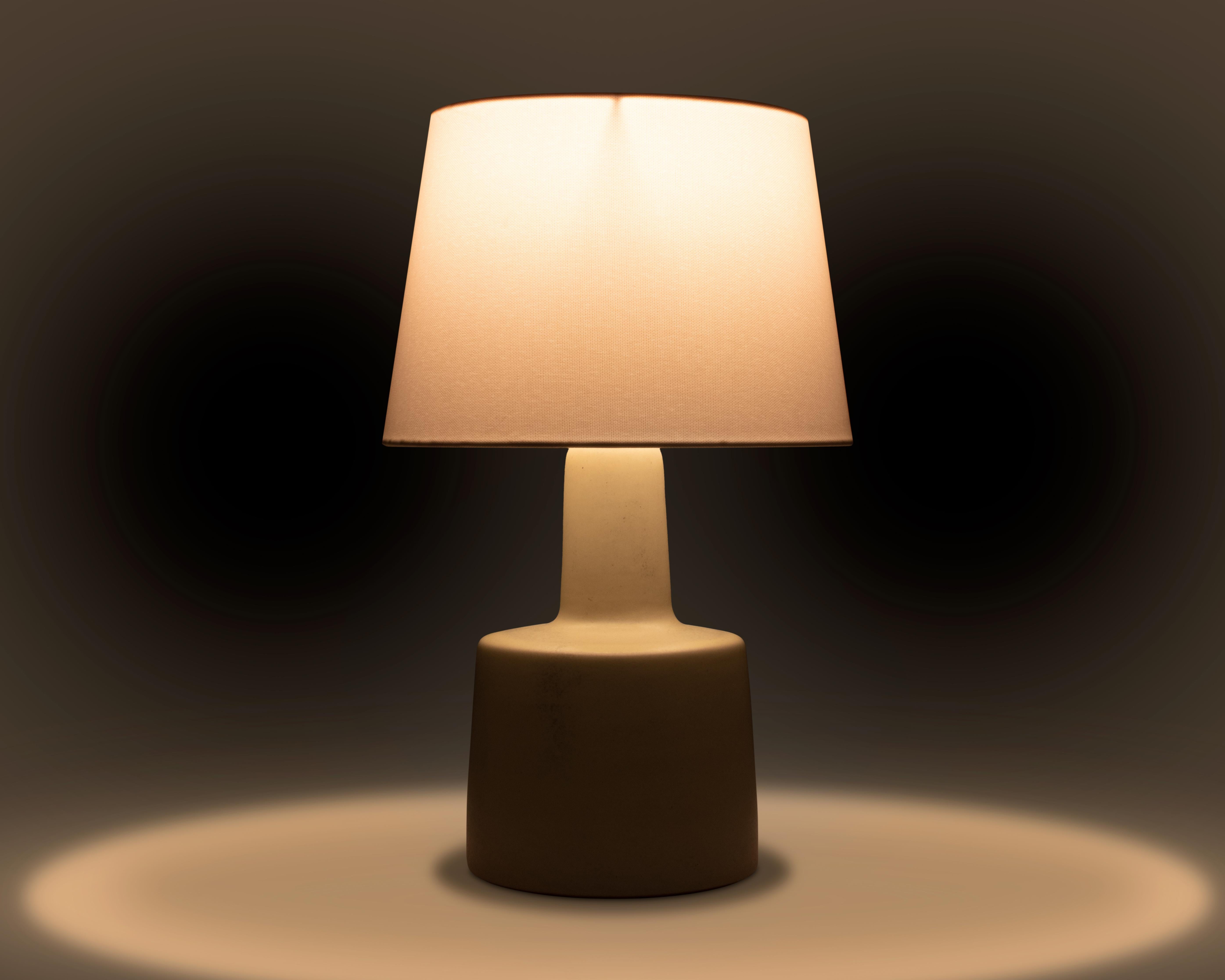 Paire de lampes de table vintage en céramique du milieu du siècle dernier par Jane et Gordon Martz 1