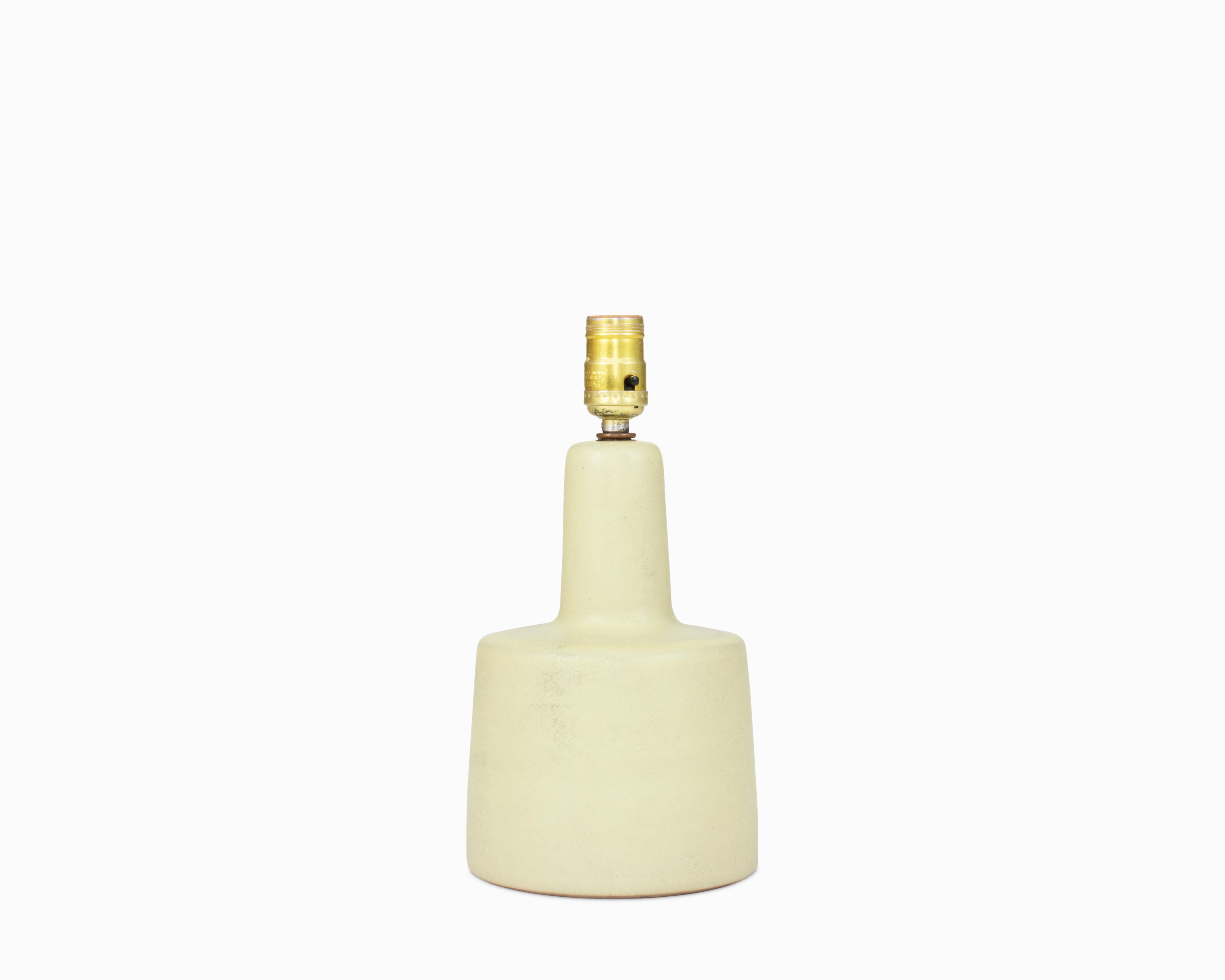 Paire de lampes de table vintage en céramique du milieu du siècle dernier par Jane et Gordon Martz 2