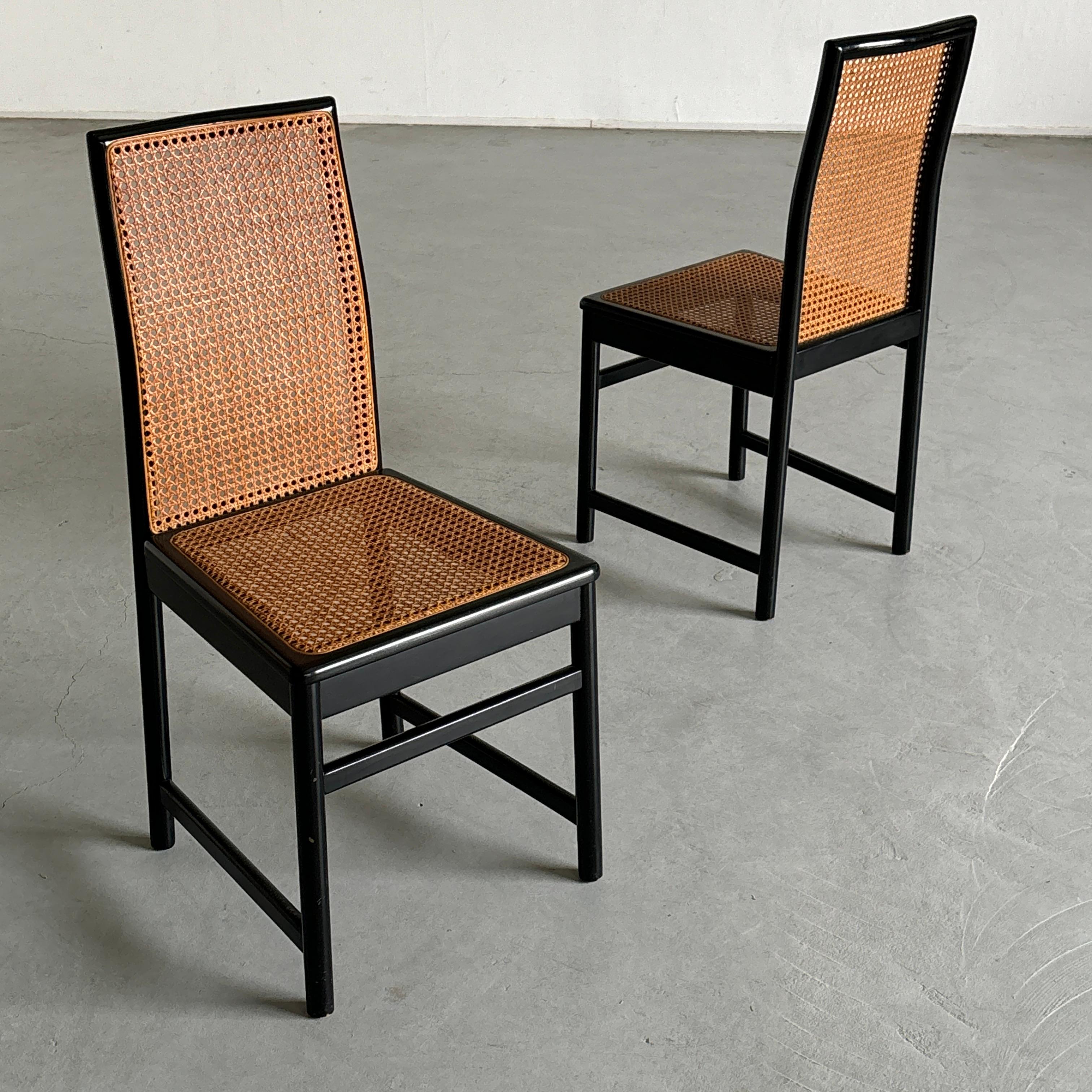 Mid-Century Modern Pair of Vintage Mid-Century Dining Chairs in Black Lacquered Wood & Cane, Italy For Sale