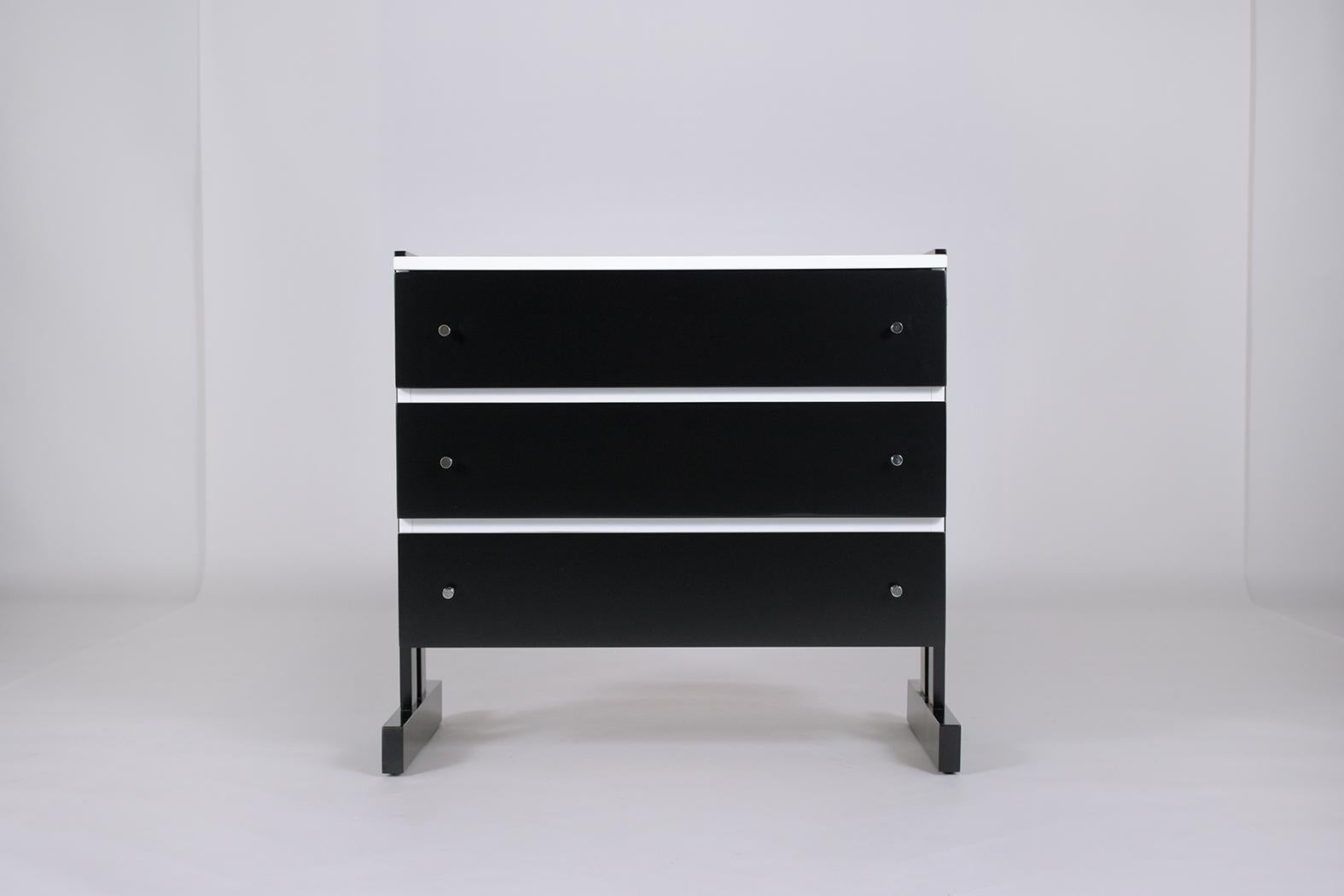 Mid-Century 1960s Wood & Formica Dressers Set - White & Black Lacquer Finiish In Good Condition For Sale In Los Angeles, CA