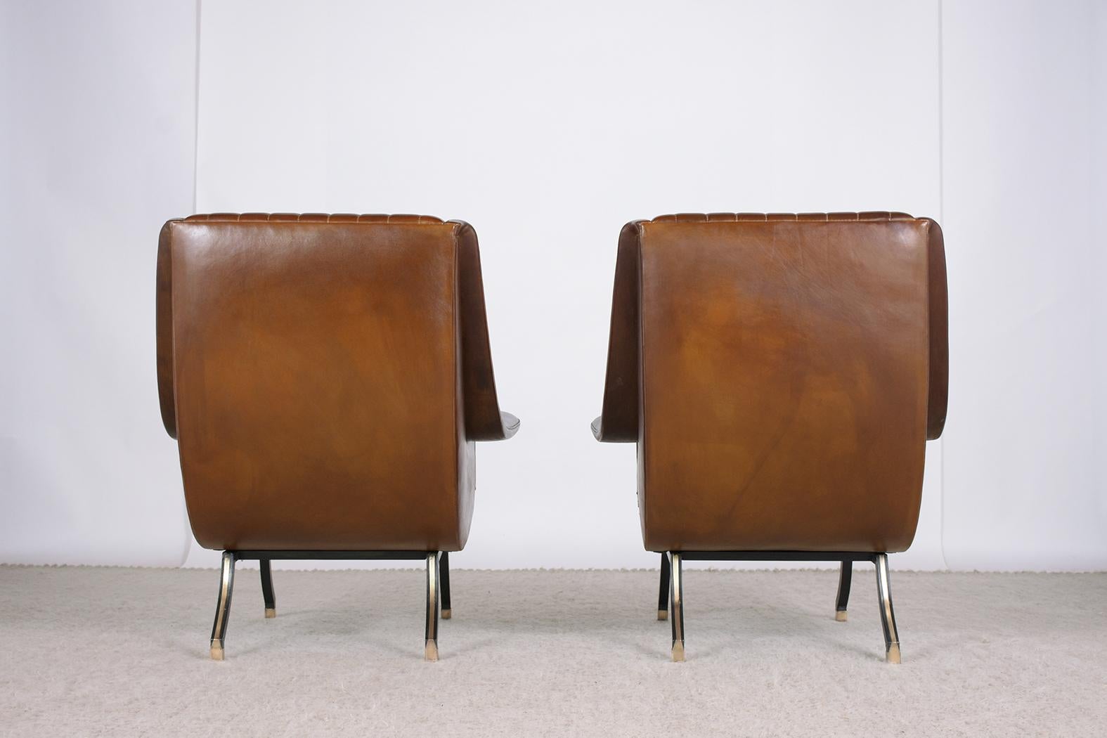 Pair of Vintage Mid-Century Modern Leather Lounge Chairs 8