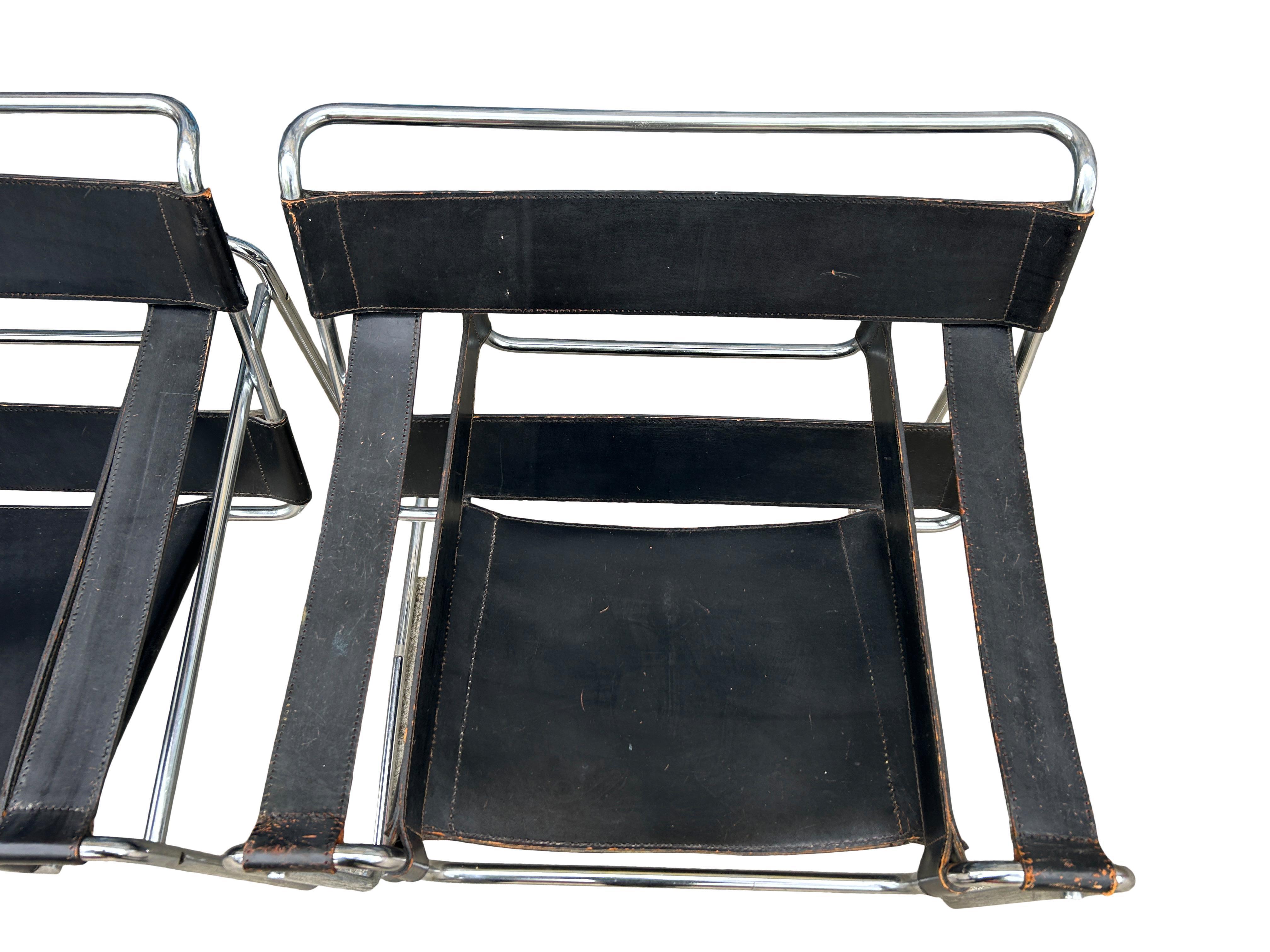 Pair of Vintage Mid-Century Modern Black Leather Wassily Lounge Chairs for Knoll For Sale 5