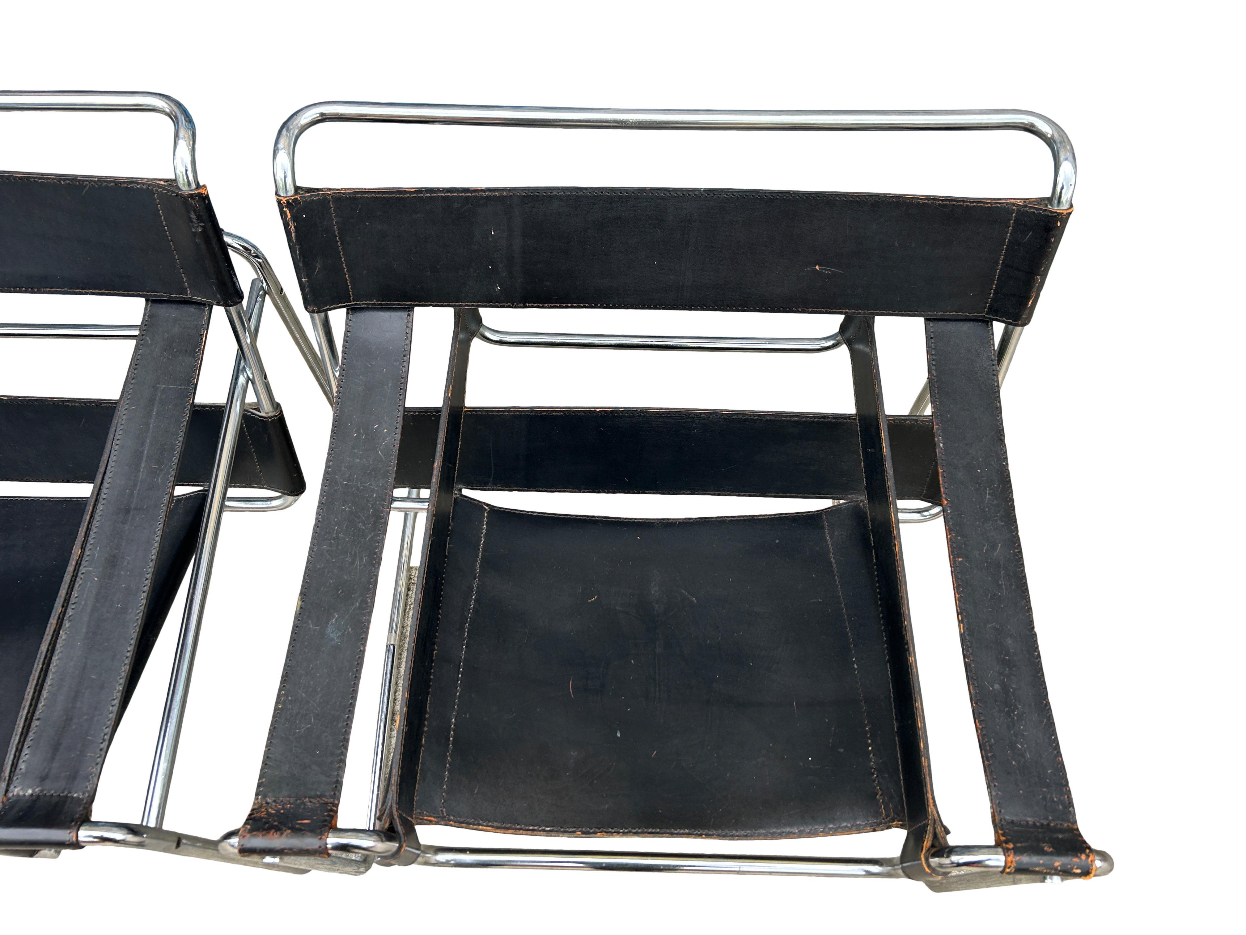 Pair of Vintage Mid-Century Modern Black Leather Wassily Lounge Chairs for Knoll For Sale 6