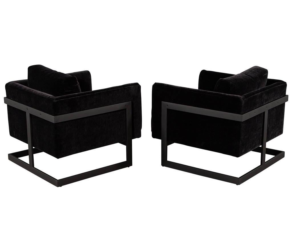 black lounge chair modern