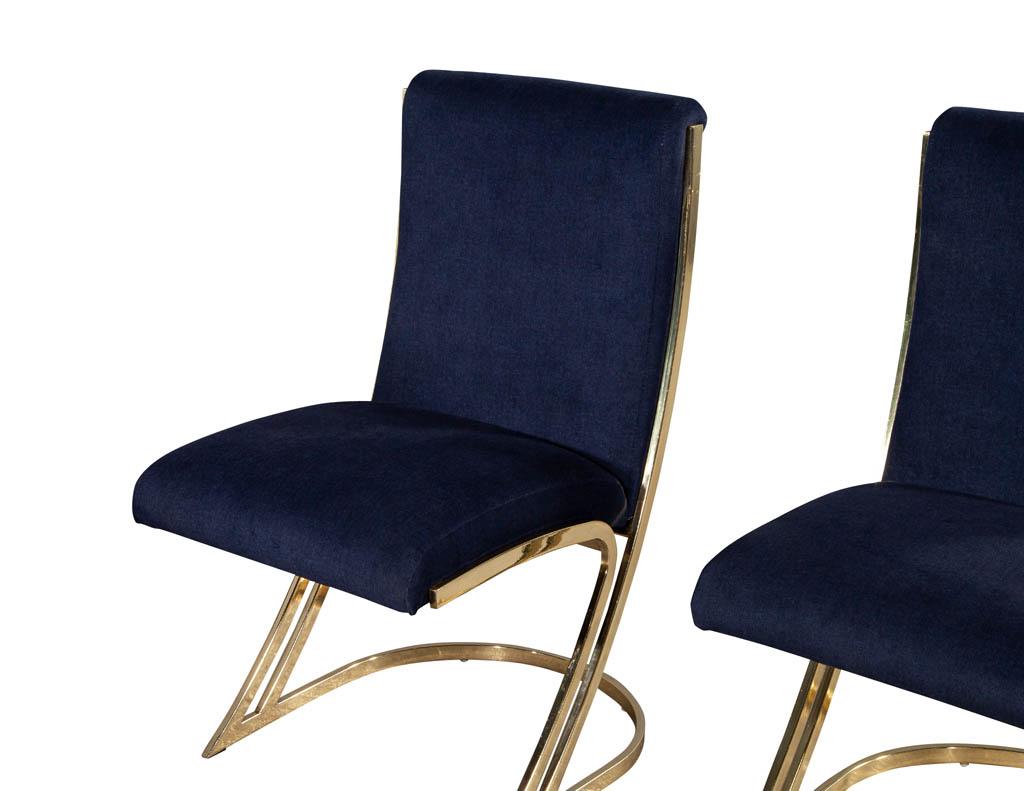 Fin du 20e siècle Paire de chaises de salle à manger vintage en laiton de style mi-siècle moderne en vente