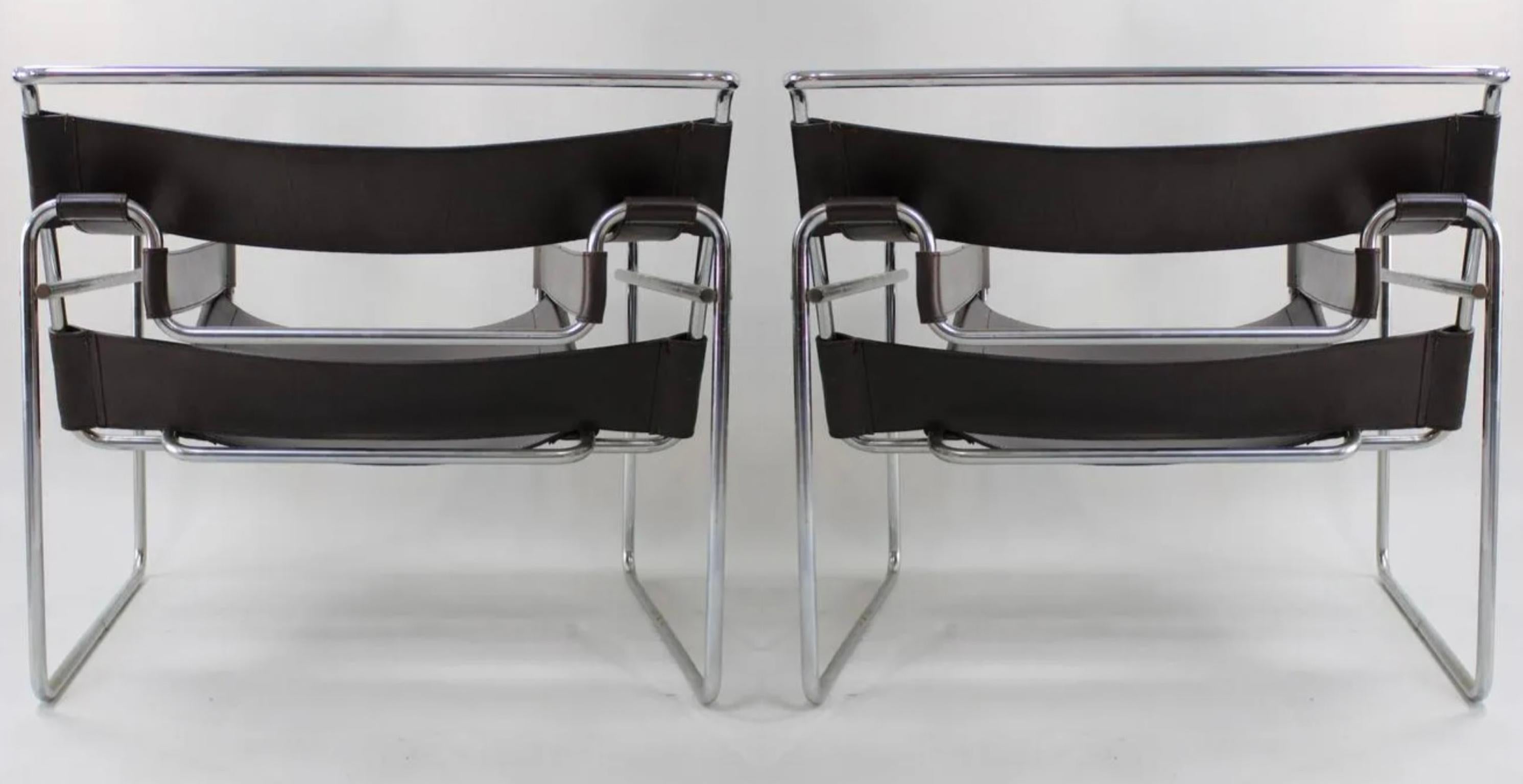 American Pair of Vintage Mid-Century Modern Brown Leather Wassily lounge Chairs for Knoll