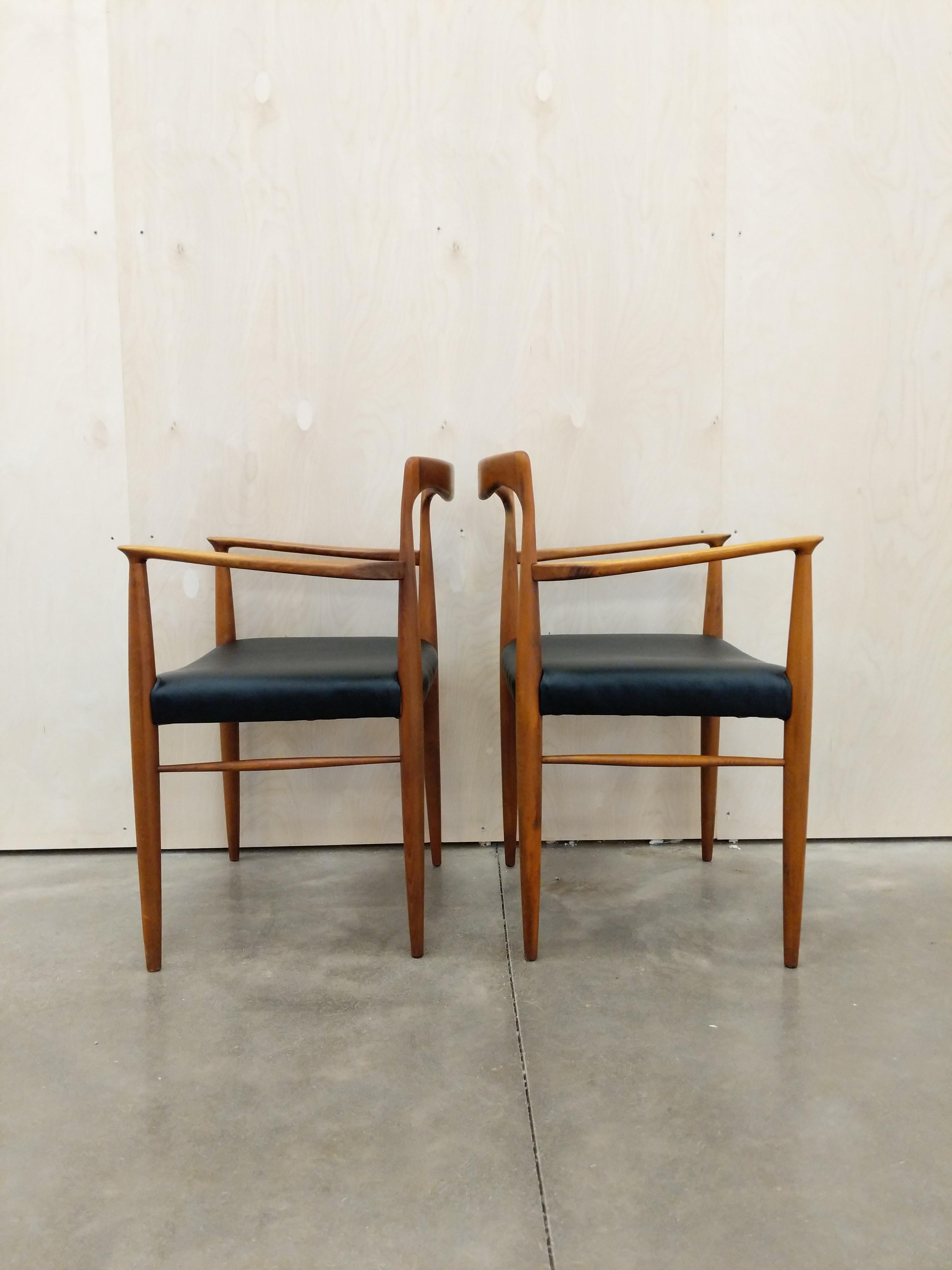 Pair of Vintage Mid Century Modern Czech Armchairs In Good Condition For Sale In Gardiner, NY