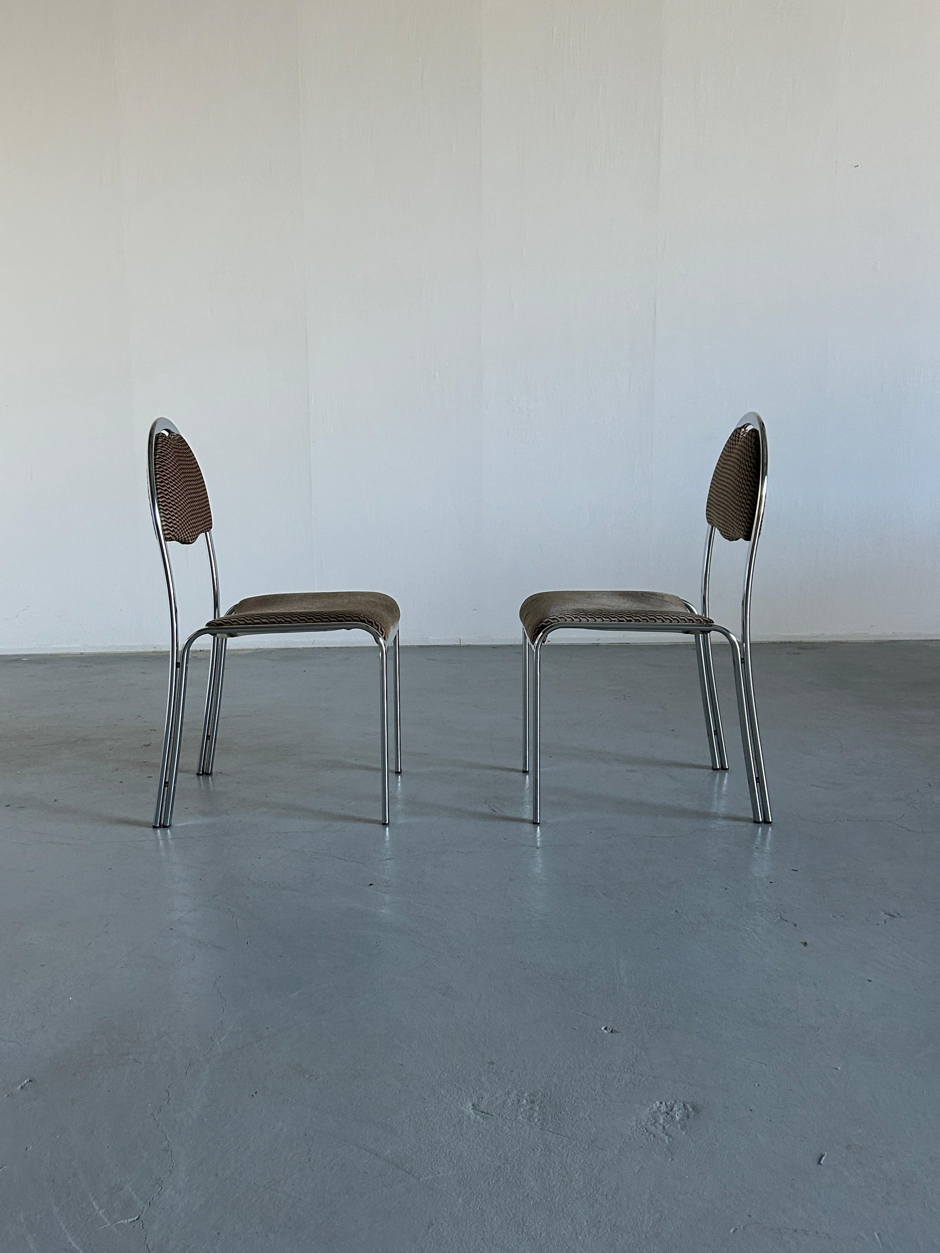 Pair of Vintage Mid-Century Modern Dining Chairs In Style of Saporiti, 70s Italy For Sale 2