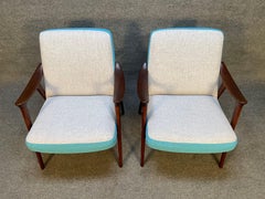 Pair of Vintage Mid-Century Modern "Klarinett" Lounge Chairs by Møre Lenestol