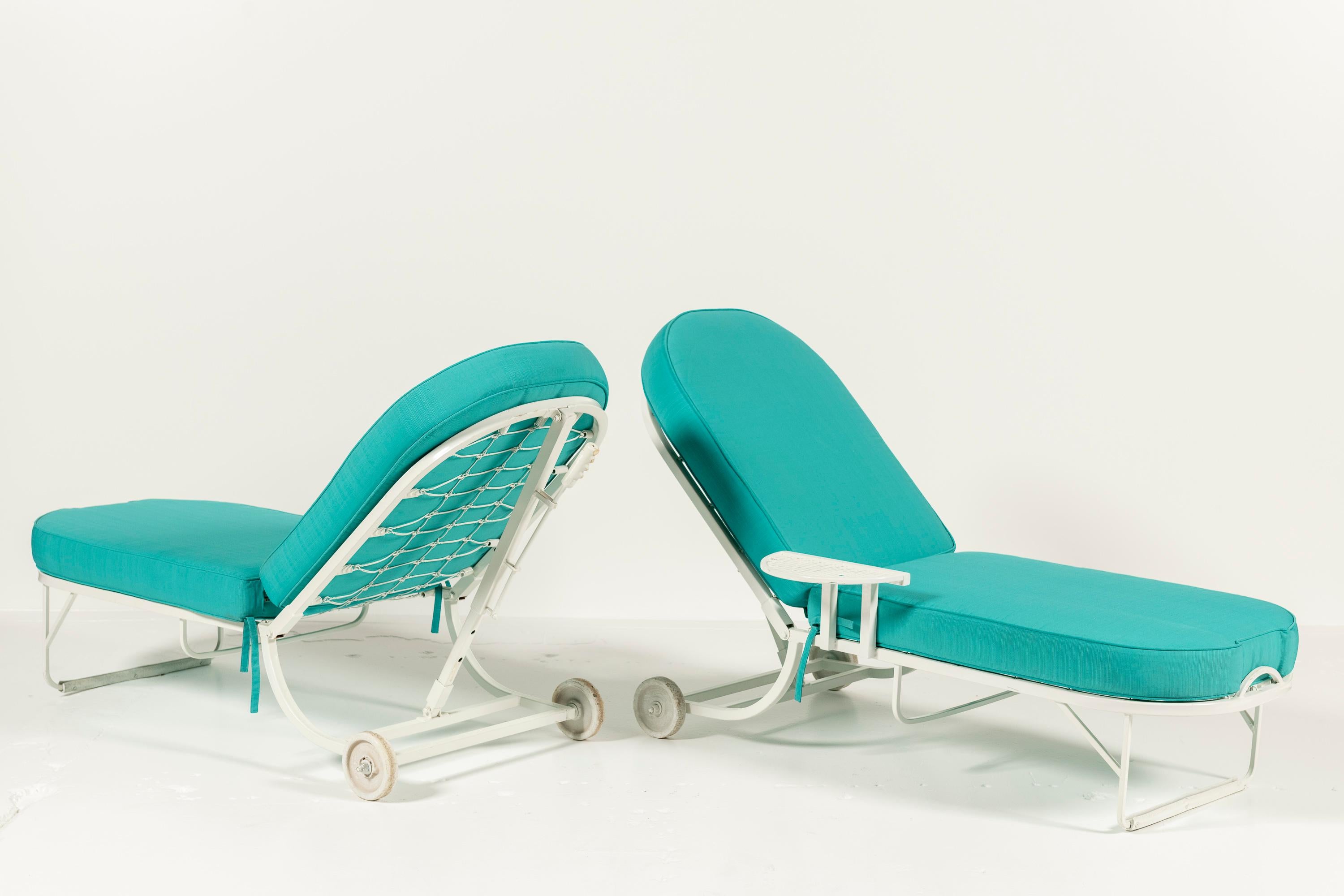 Pair of Vintage Mid-Century Modern Lounge Chairs in Metal and Upholstery, USA In Good Condition For Sale In San Francisco, CA