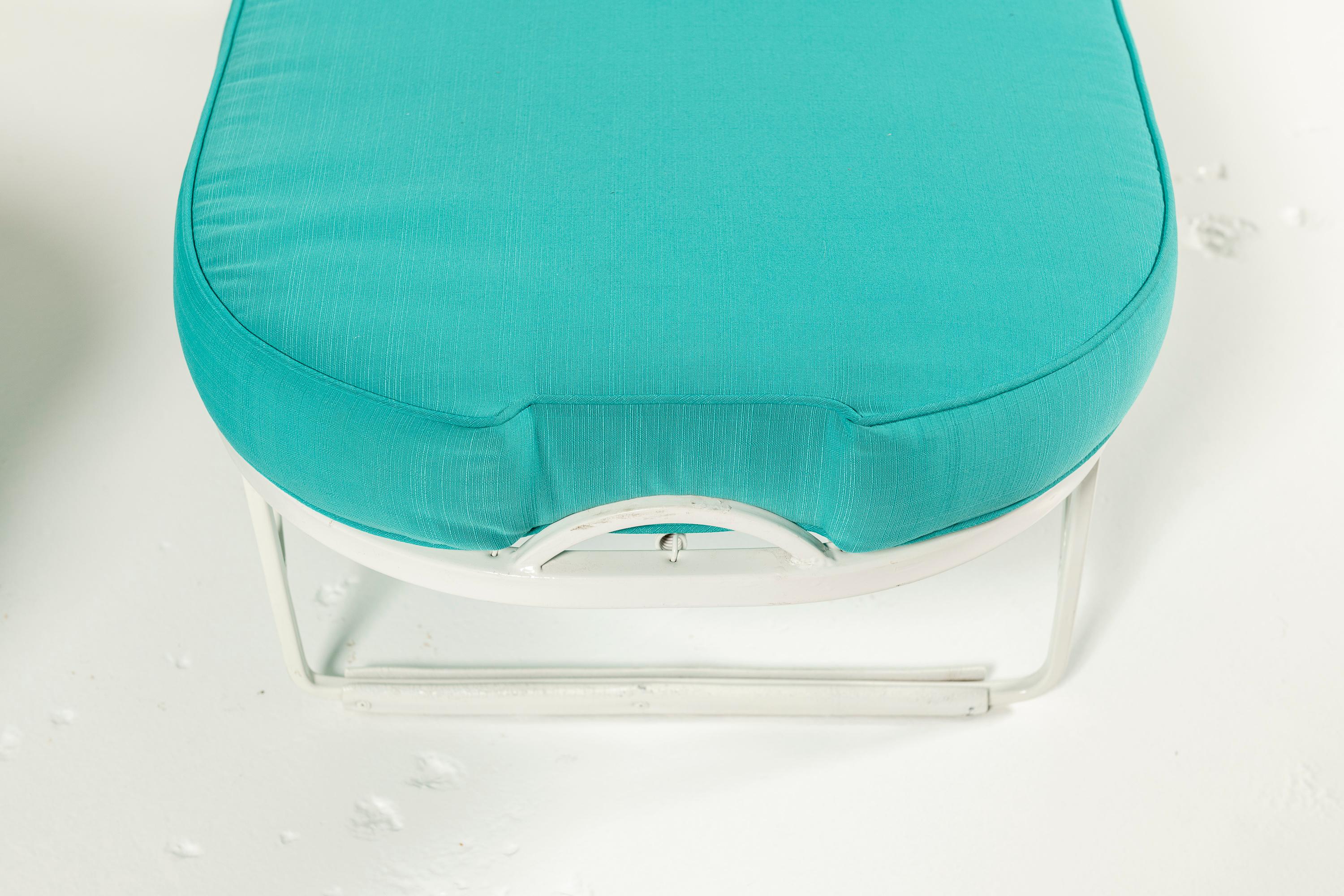 Pair of Vintage Mid-Century Modern Lounge Chairs in Metal and Upholstery, USA For Sale 2