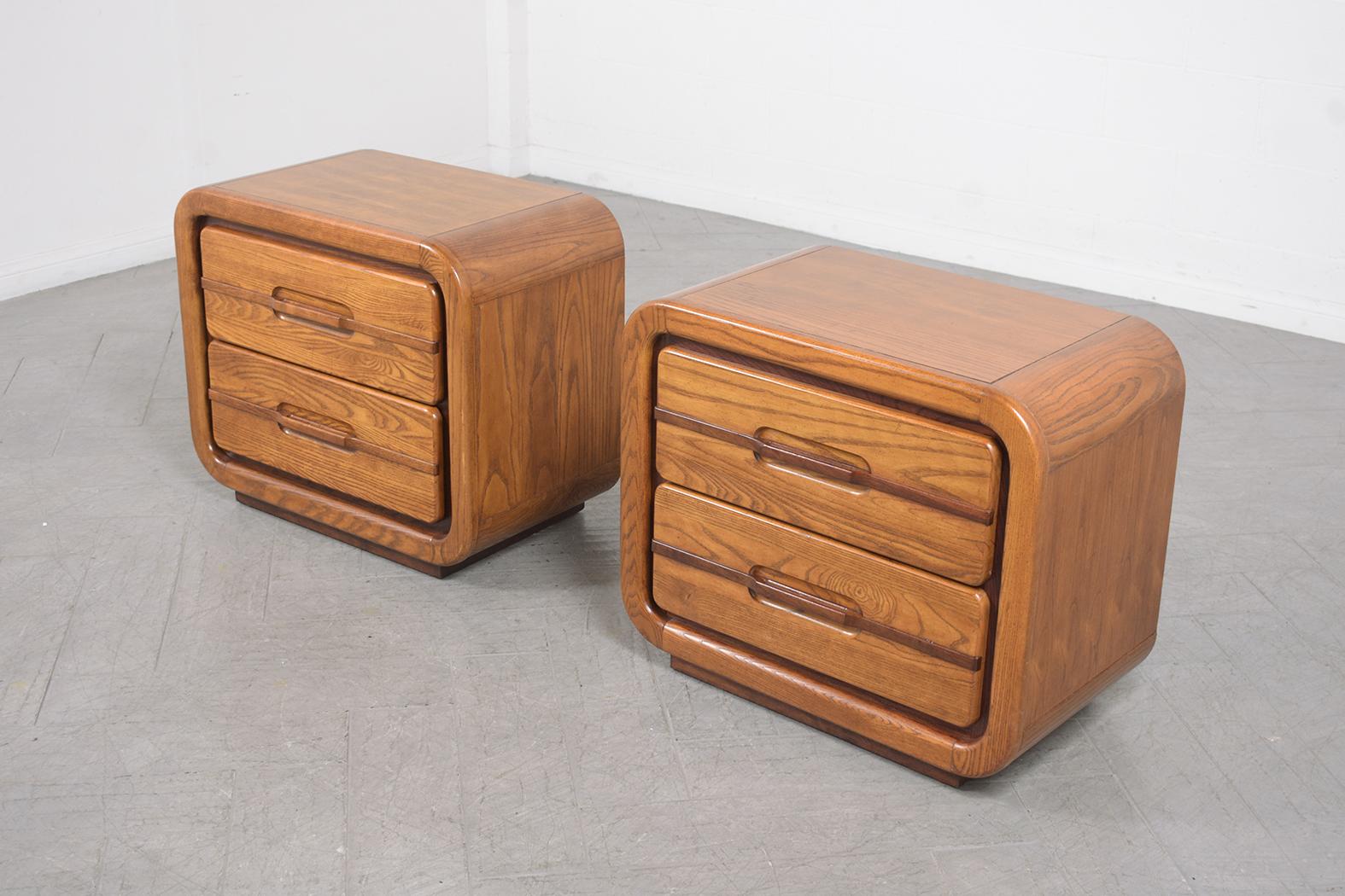 1980s-Inspired Mid-Century Modern Nightstands: Vintage Elegance Redefined In Good Condition For Sale In Los Angeles, CA