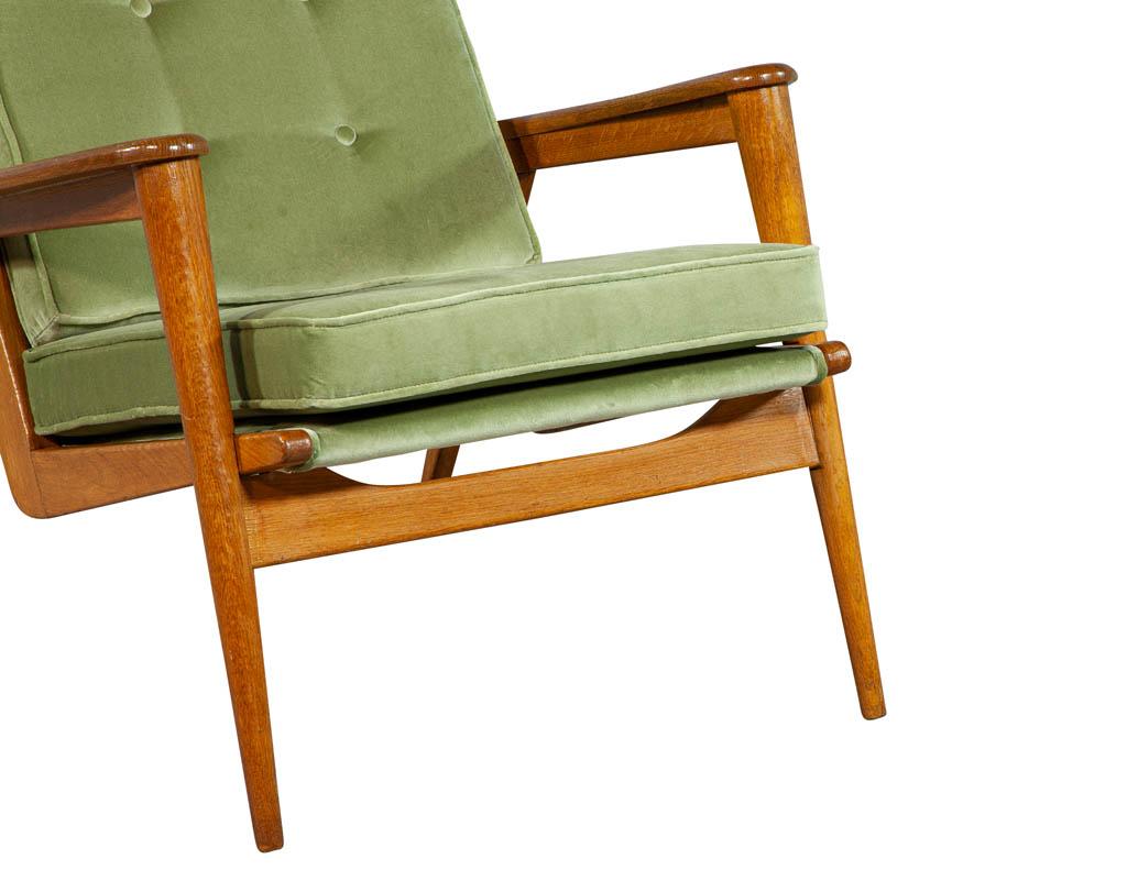 Pair of Vintage Mid-Century Modern Parlor Armchairs For Sale 6