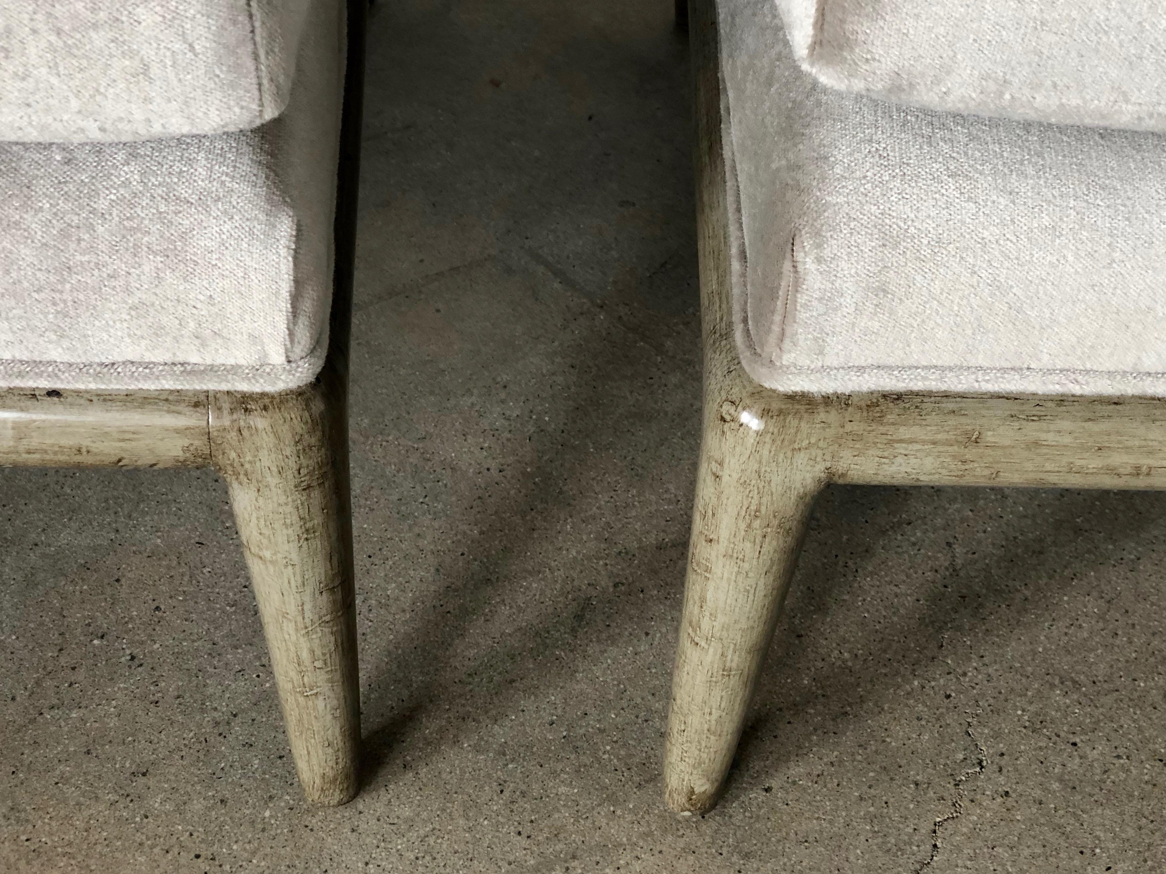 Pair of Vintage Mid-Century Modern Platinum Silver Gray Mohair Slipper Chairs For Sale 6