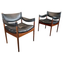 Paire de chaises modernes en bois de rose du milieu du siècle dernier par Kristian Vedel