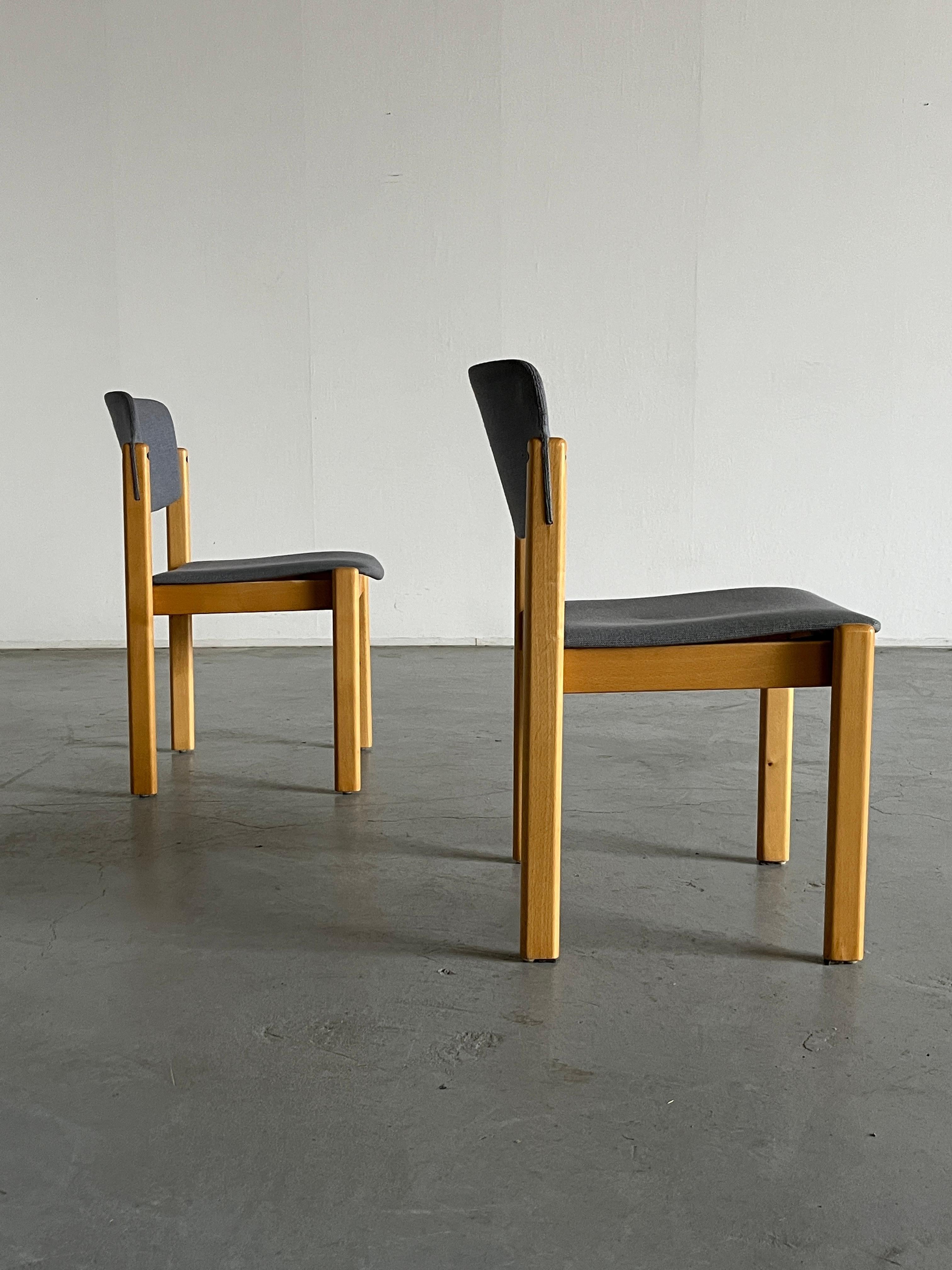 Paire de chaises de salle à manger empilables modernes du milieu du siècle dernier par Wiesner Hager, années 80 Bon état - En vente à Zagreb, HR