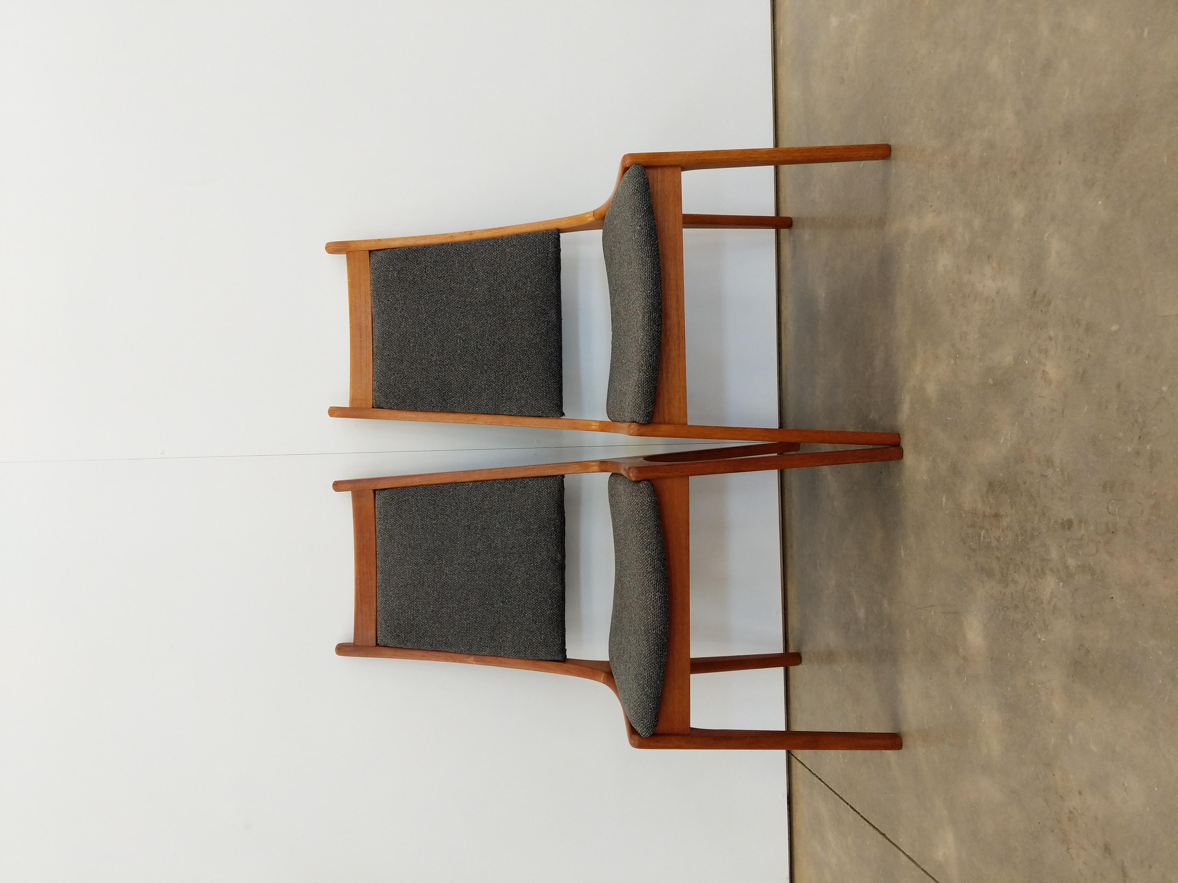 20th Century Pair of Vintage Mid Century Modern Teak Dining Chairs by Nordic Furniture