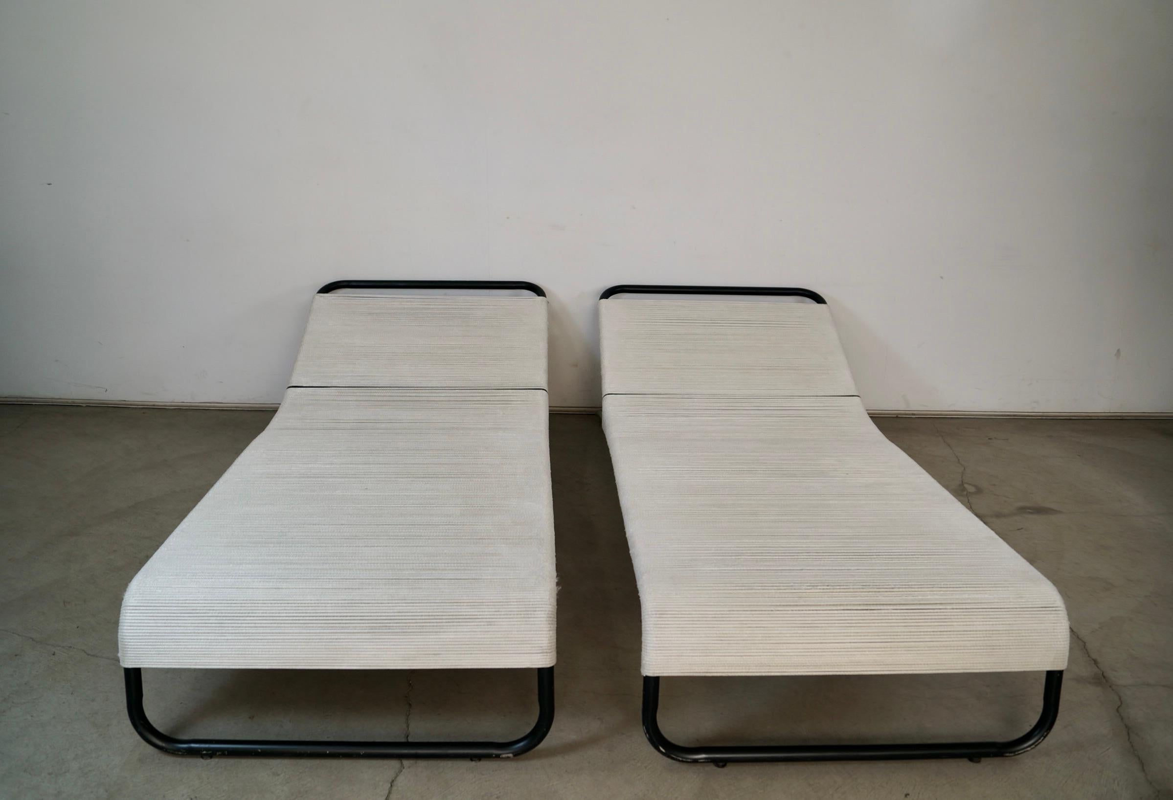 Mid-Century moderno Coppia di sedie da giardino vintage di metà secolo Van Keppel, con chaise longue per esterni in vendita
