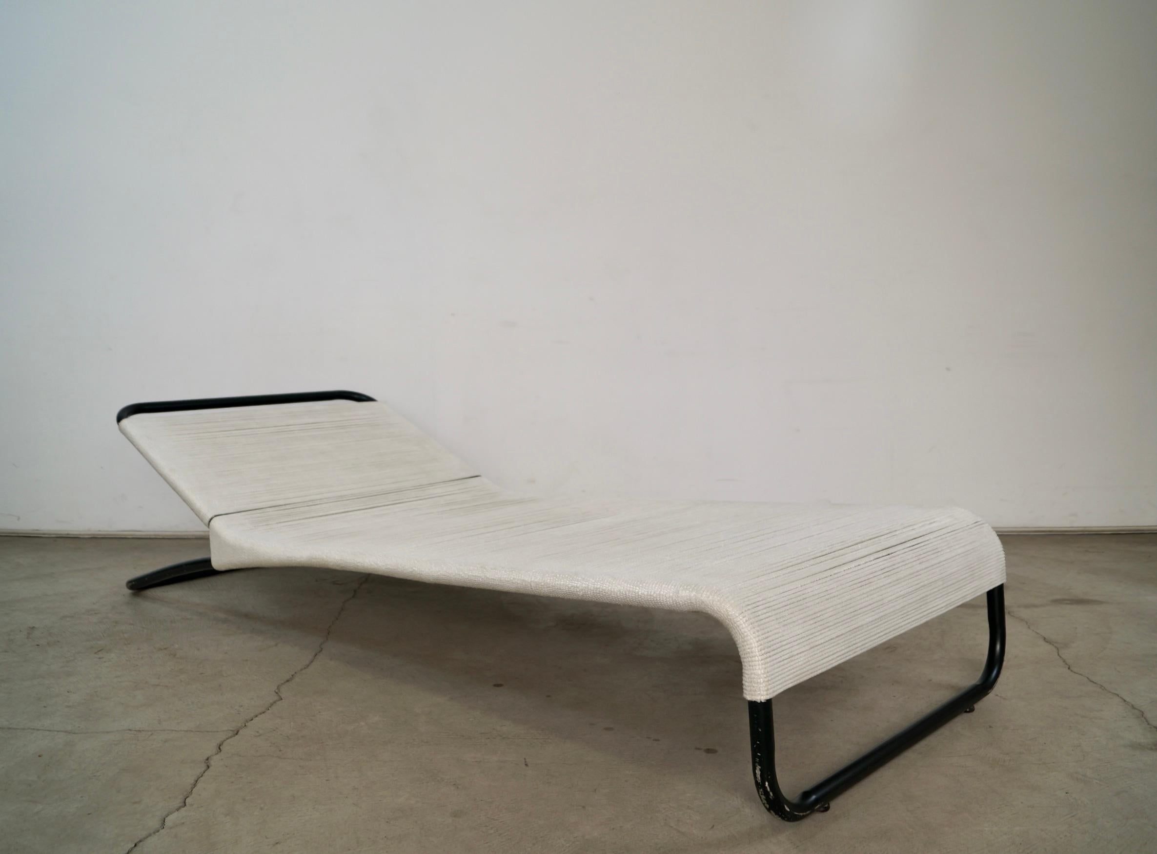 Coppia di sedie da giardino vintage di metà secolo Van Keppel, con chaise longue per esterni in vendita 1