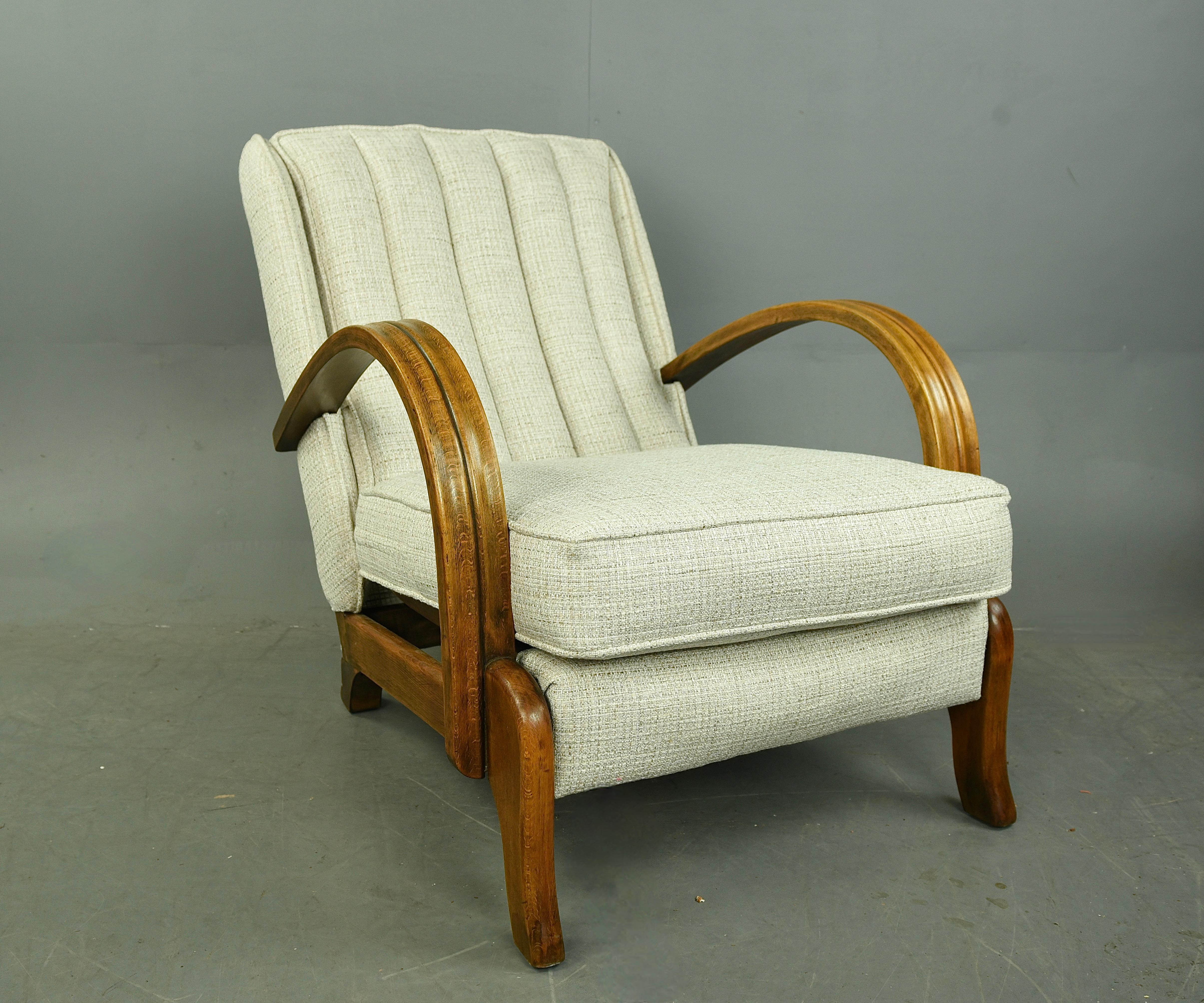 20th Century Pair of Vintage mid century retro arm chairs  For Sale