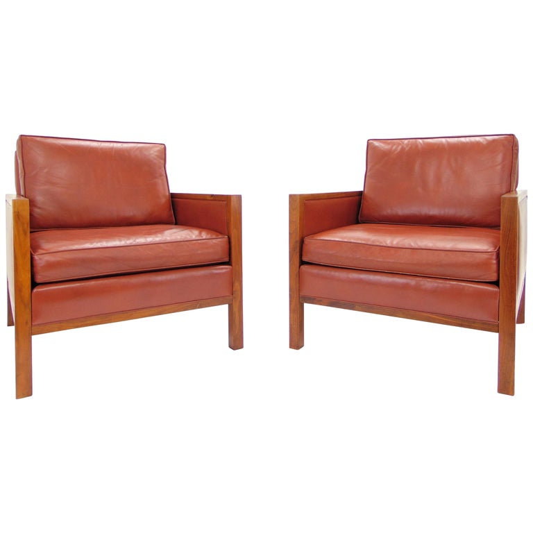 Pair Of Vintage Midcentury Walnut And Leather Club Chairs For Sale At 1stdibs