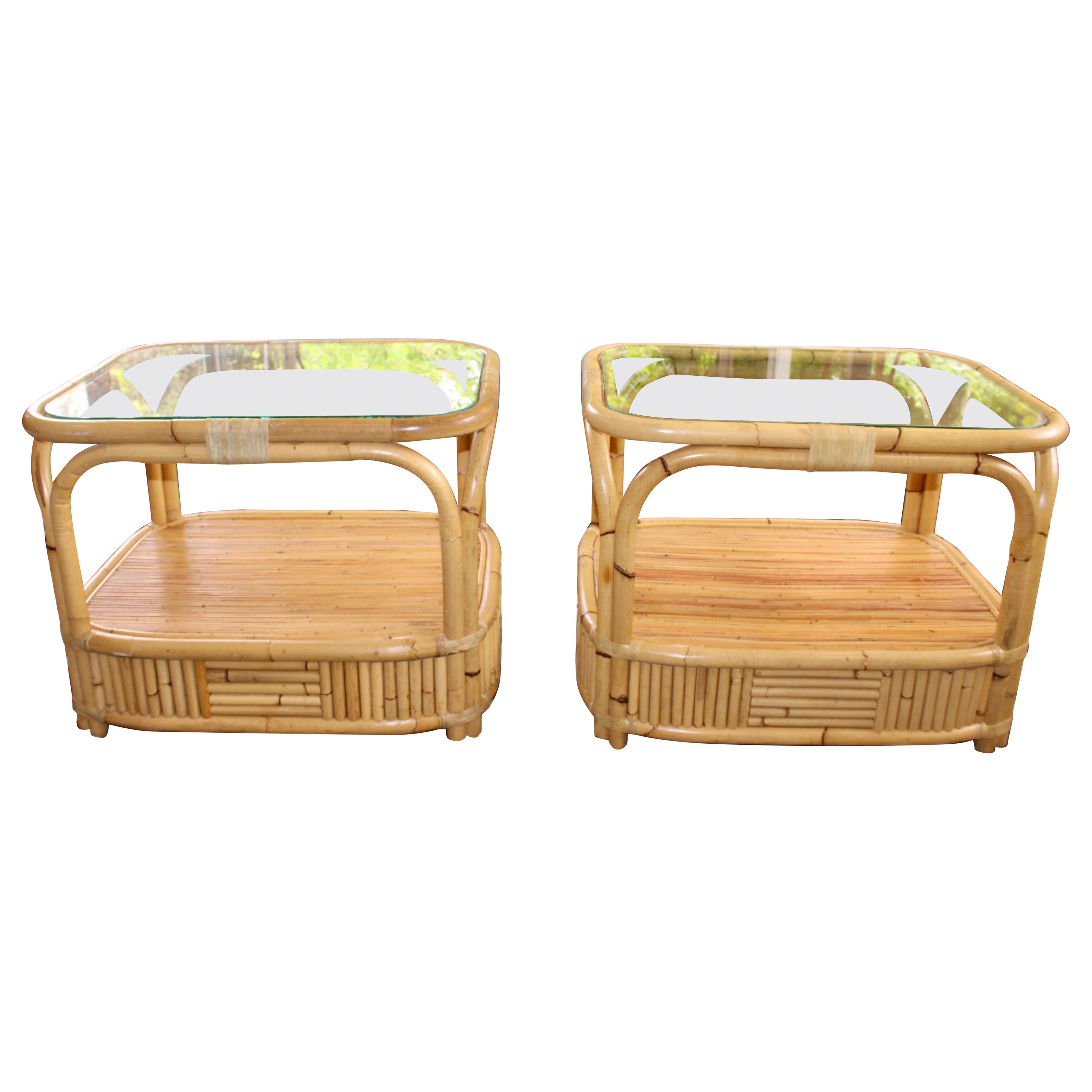Pair of Vintage Midcentury Modern Rattan Endtables For Sale