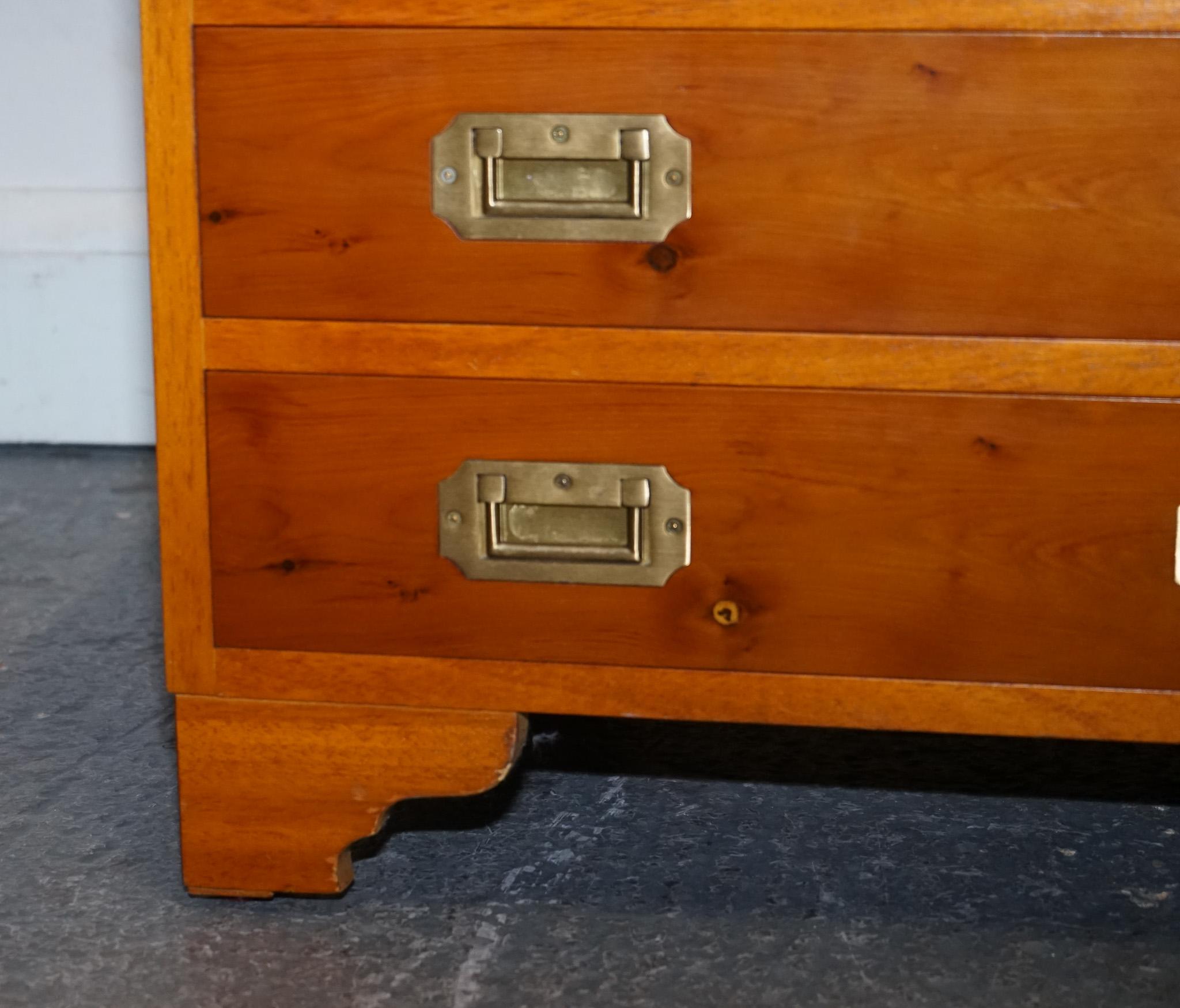 20th Century PAIR OF VINTAGE MILITARY CAMPAiGN YEW WOOD CHEST OF DRAWERS END TABLES For Sale