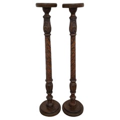 Paire de supports de plantes vintage Millstead en bois avec colonnes torsadées