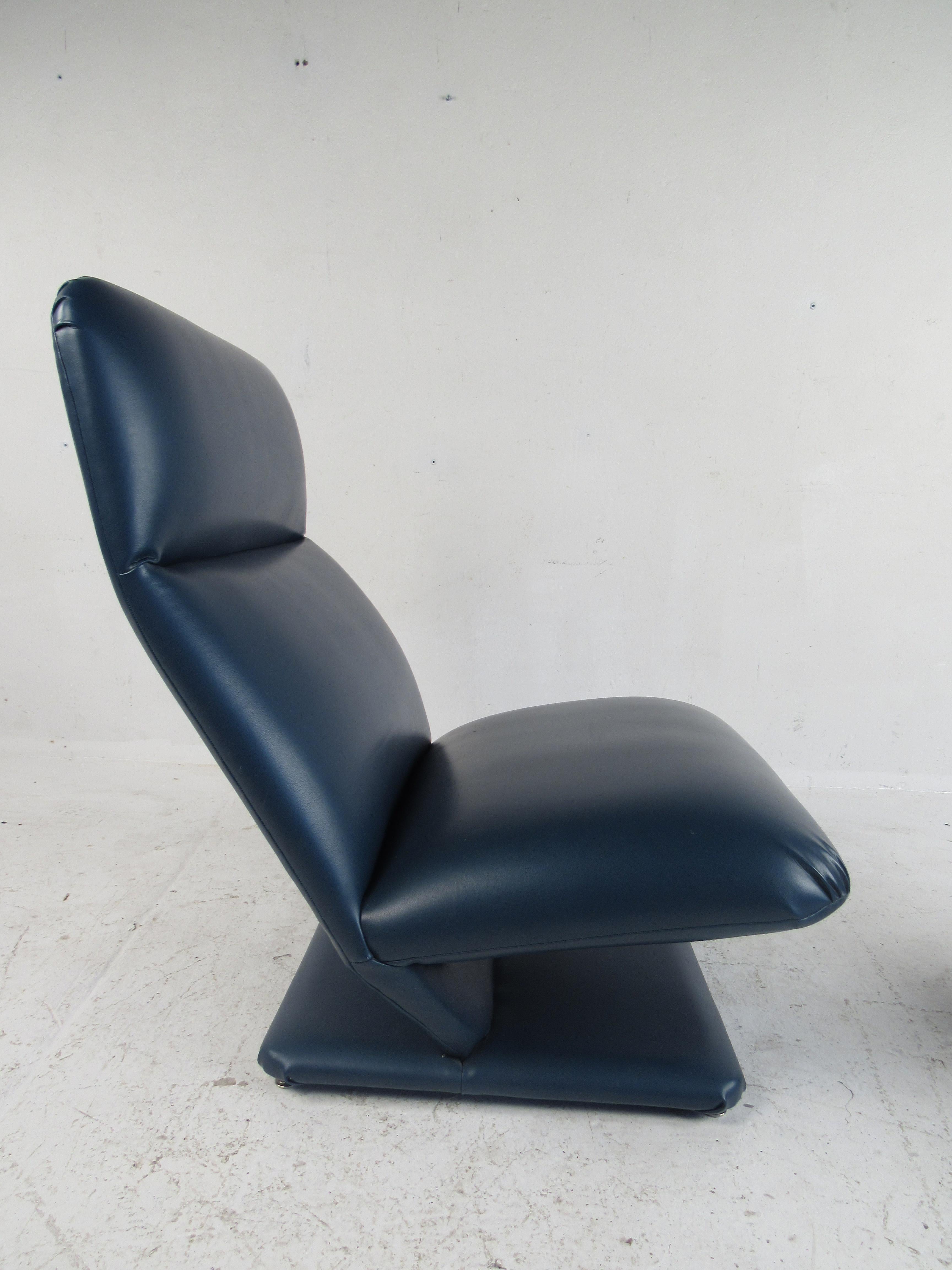 Mid-Century Modern Paire de chaises longues et poufs vintage DIA