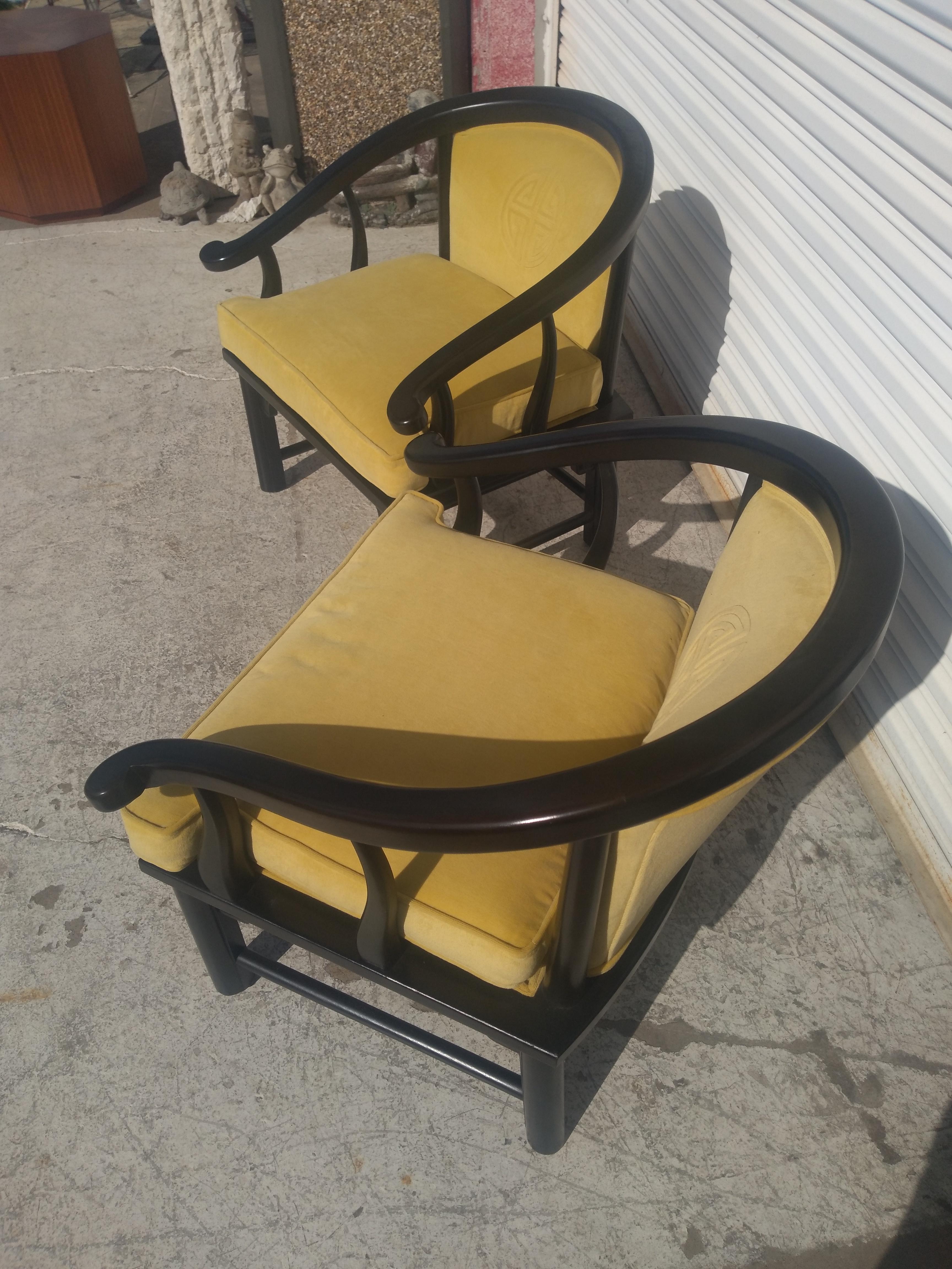 Fin du 20e siècle Paire de chaises longues en fer à cheval Chin Hua de style Ming Century Furniture en vente