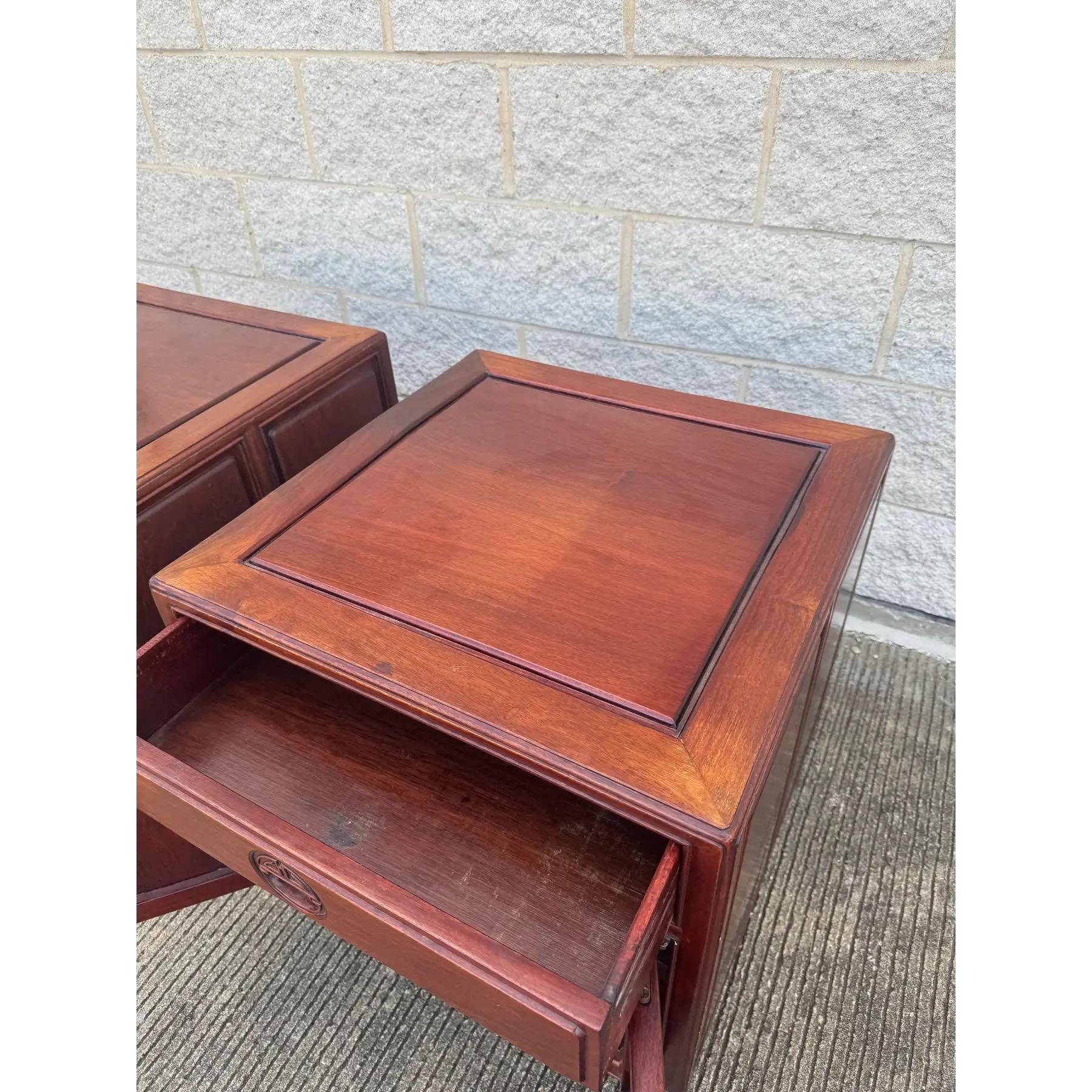 Pair of Vintage Ming-Style Rosewood Nightstands With Carved Medallion Doors For Sale 1